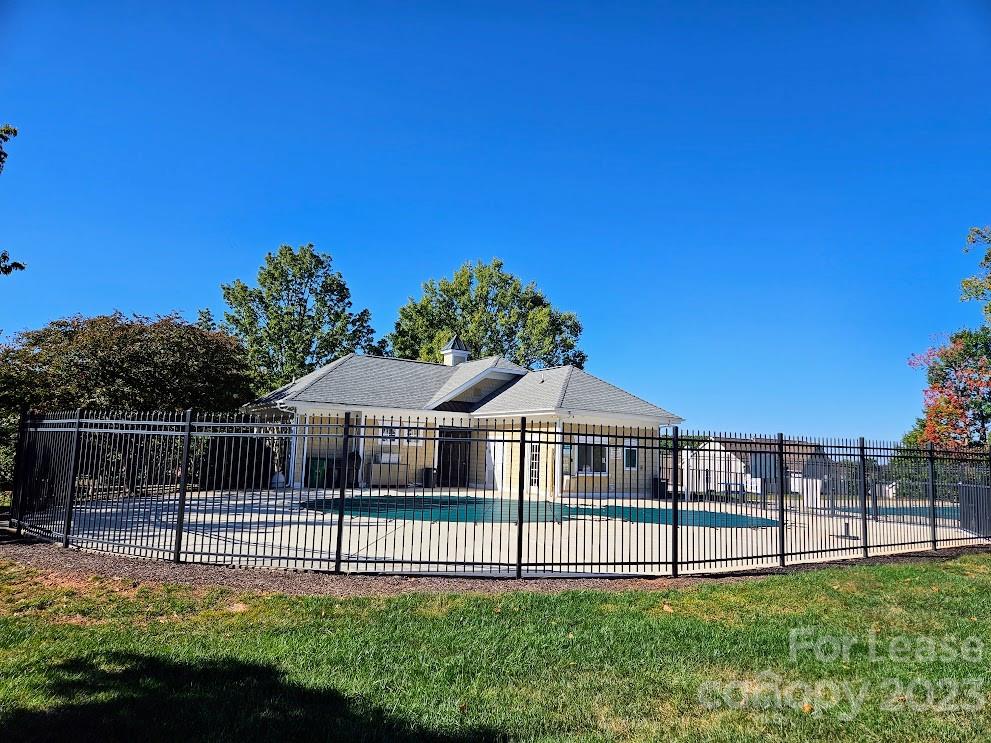 Old Stone Crossing - Residential Lease
