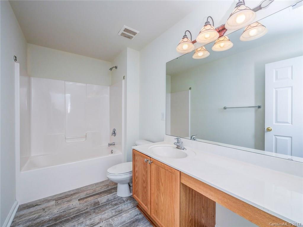Brandon Oaks - Residential
