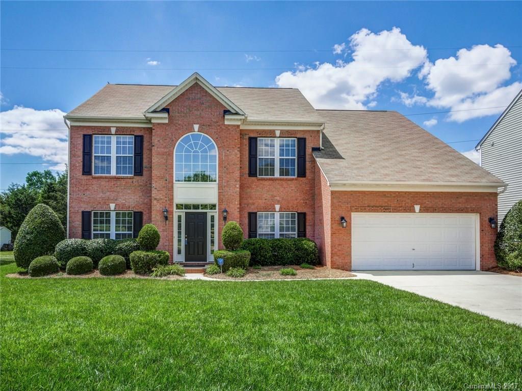 Immaculate 2 story Home in desirable Brandon Oaks! Quartz Countertops, Tile Backsplash, Stainless Steel Appliances in Kitchen, Neutral Carpet and Neutral Paint - All New in 2017!  Prefinished Hardwood Floors in Entry, Kitchen & Sunroom.  5th Bedroom could be Bonus Room, Gas Log Fireplace in Great Room, NEW HVAC on Upper Level - July 2017, 2 Car Garage.  SELLER is OFFERING $5000 towards BUYER CLOSING COSTS!! One Year Home Warranty! Close to Shopping, Restaurants, Entertainment and Hwy. 74.