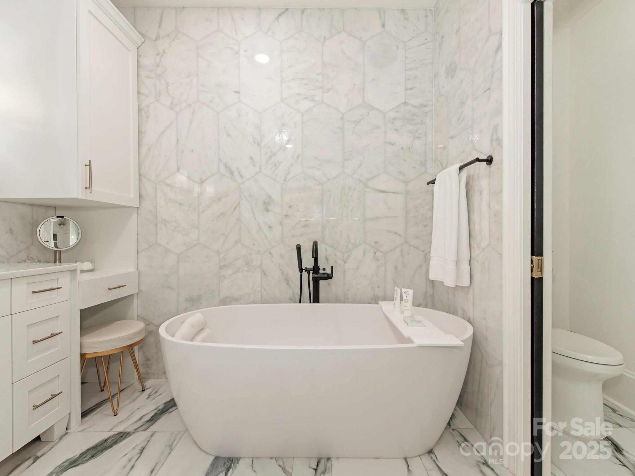 Deering Oaks - Residential