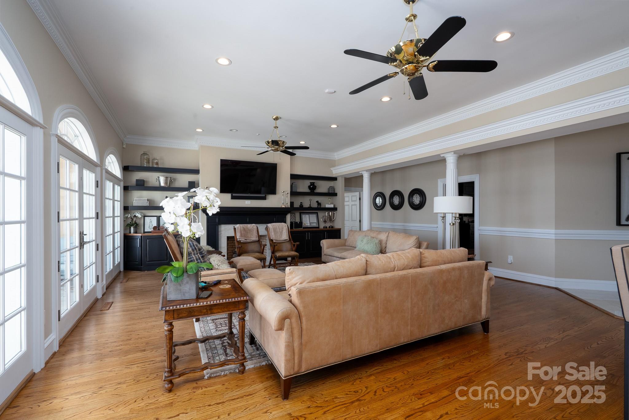 Uwharrie Point - Residential