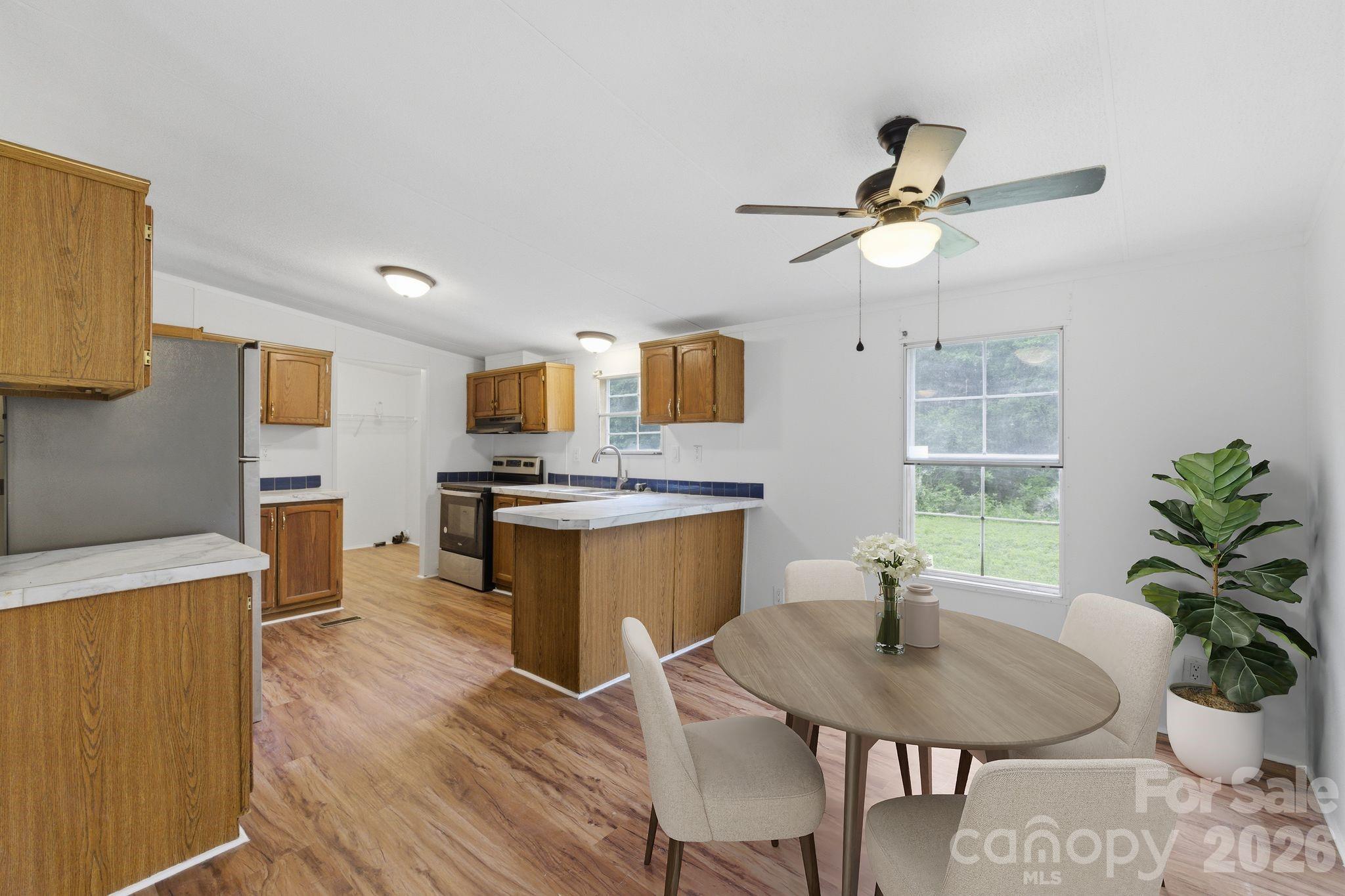 Leonard Heights - Residential