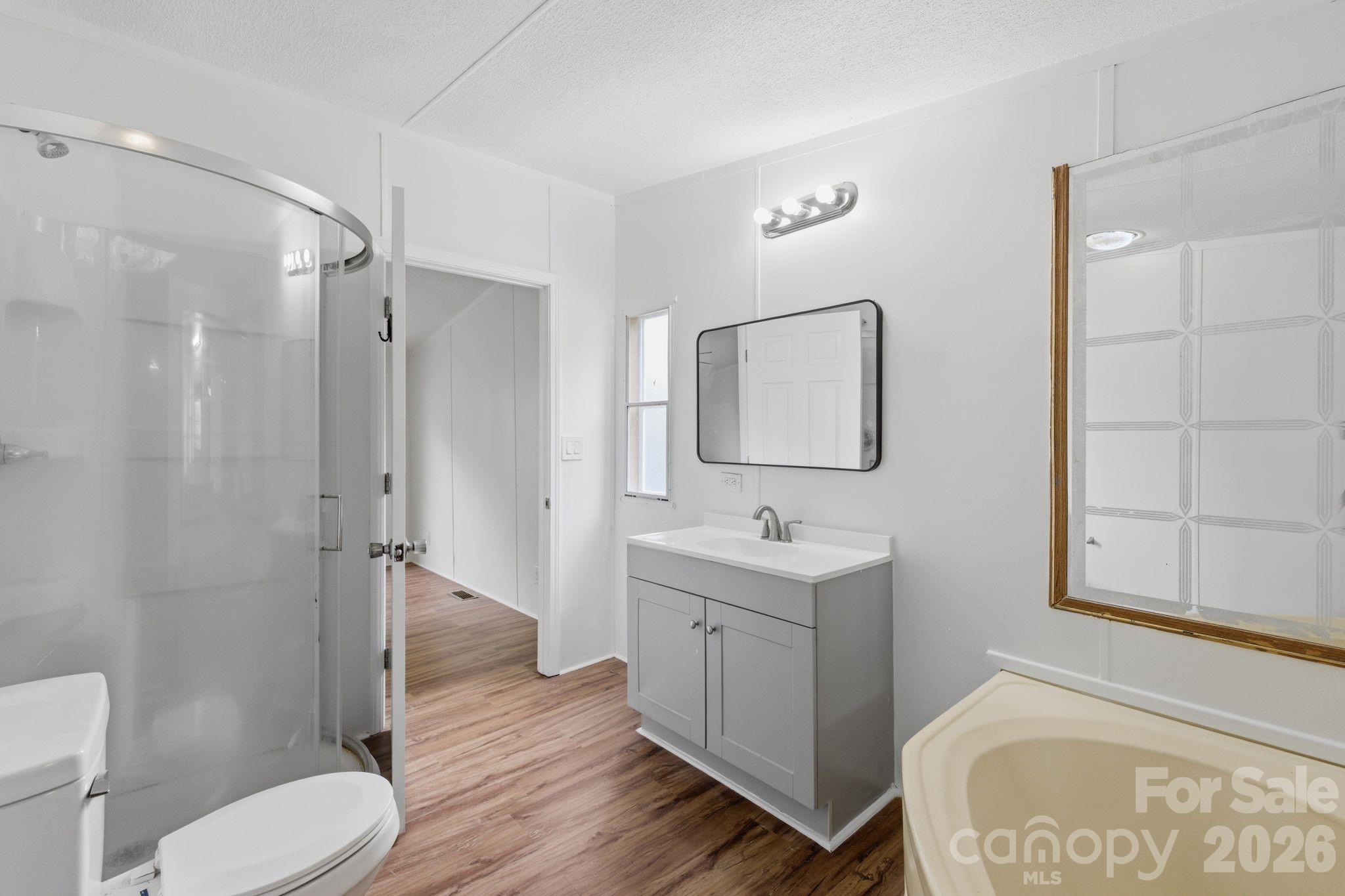 Leonard Heights - Residential