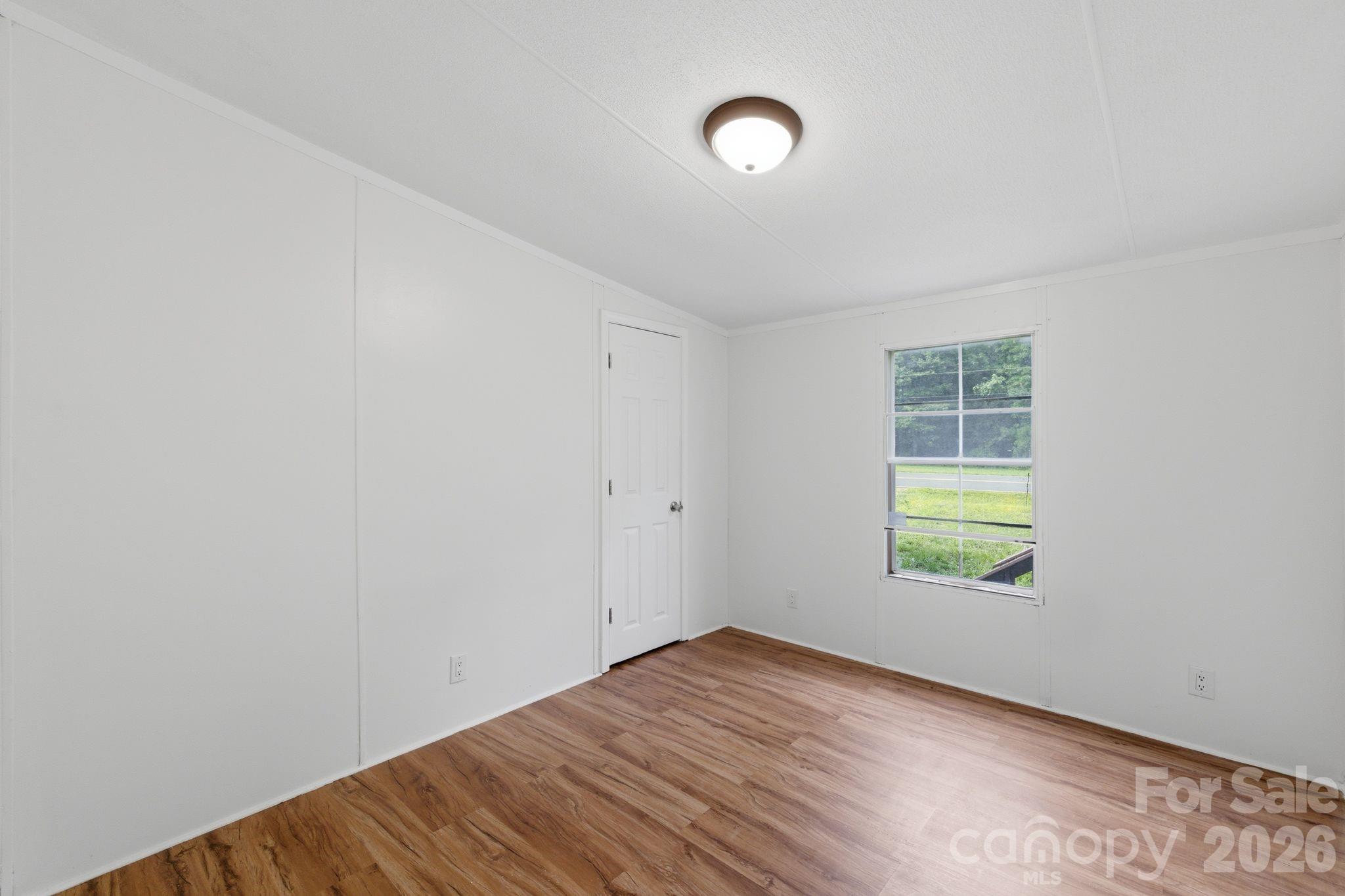 Leonard Heights - Residential