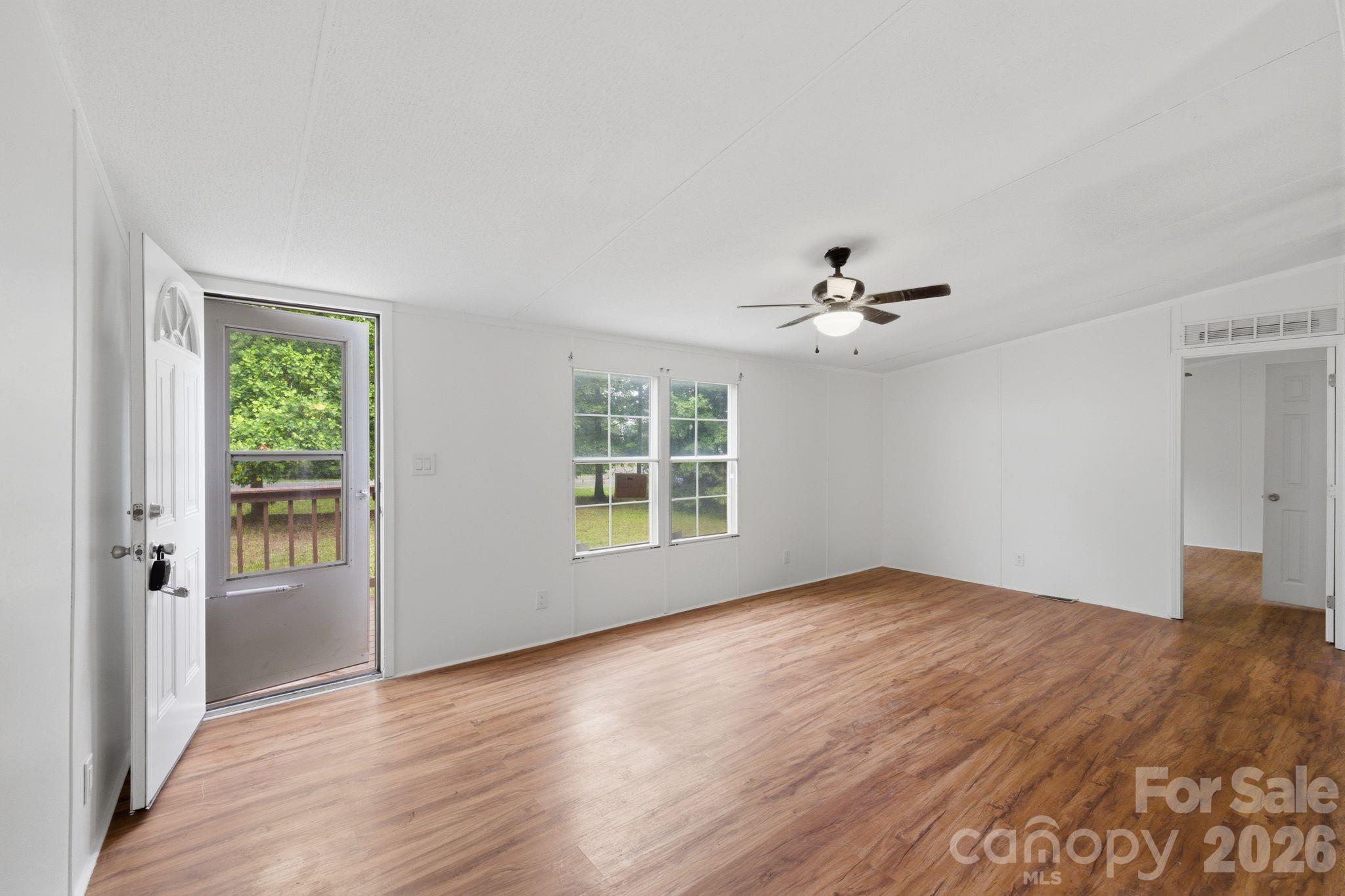 Leonard Heights - Residential