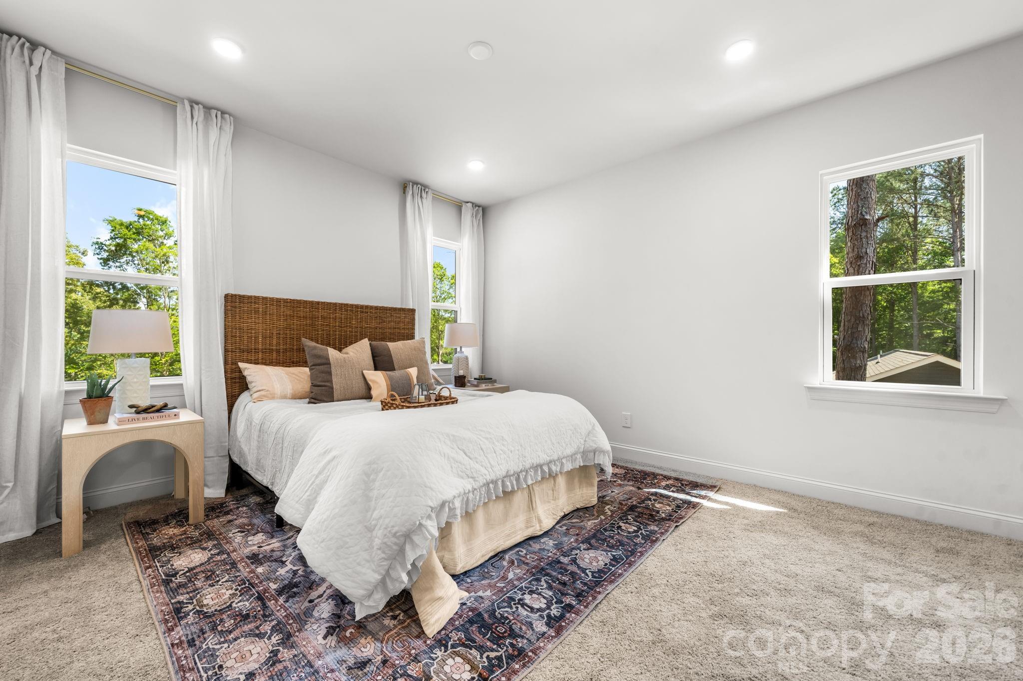 CRYSTAL FALLS - Residential