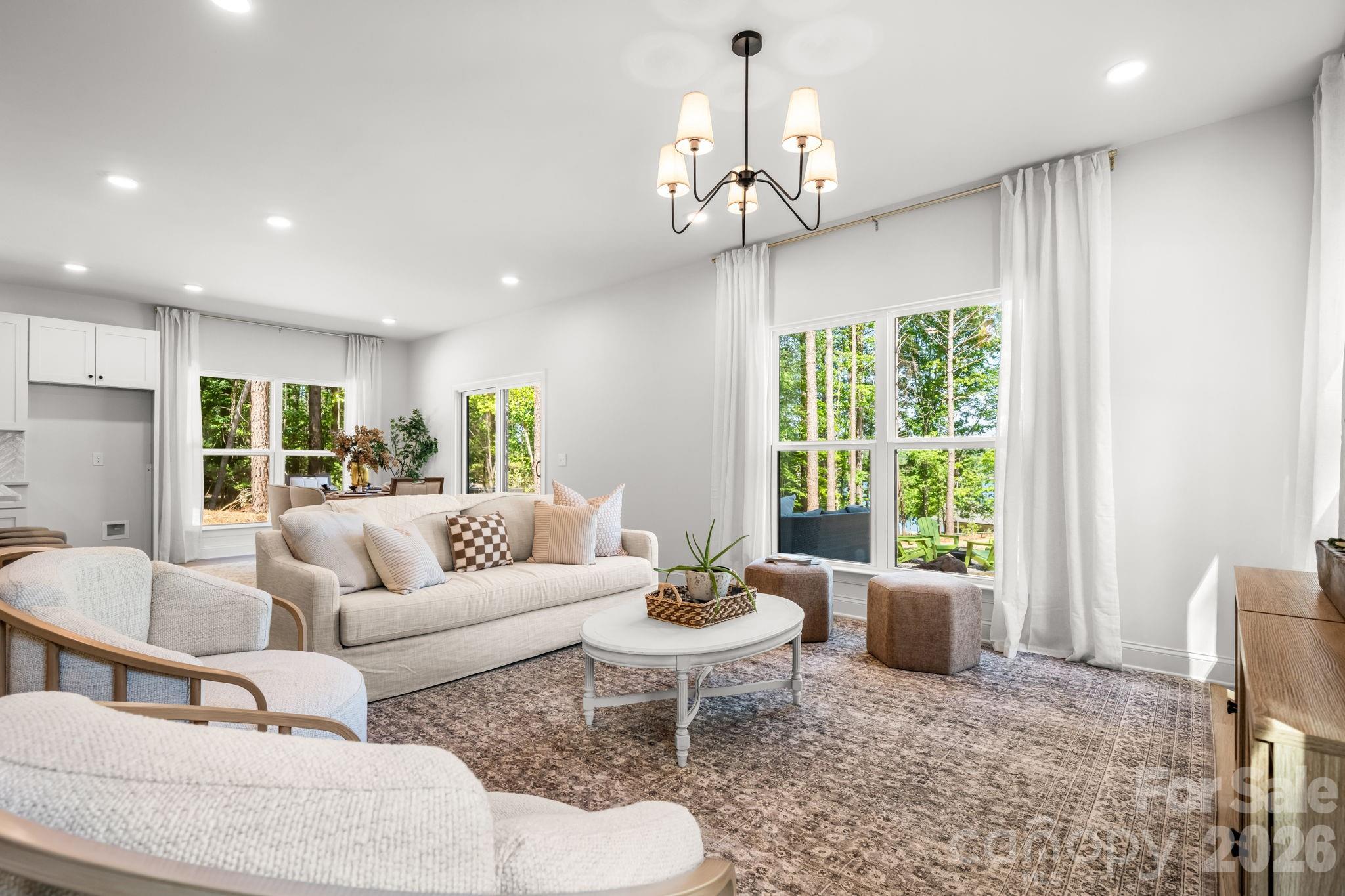 CRYSTAL FALLS - Residential