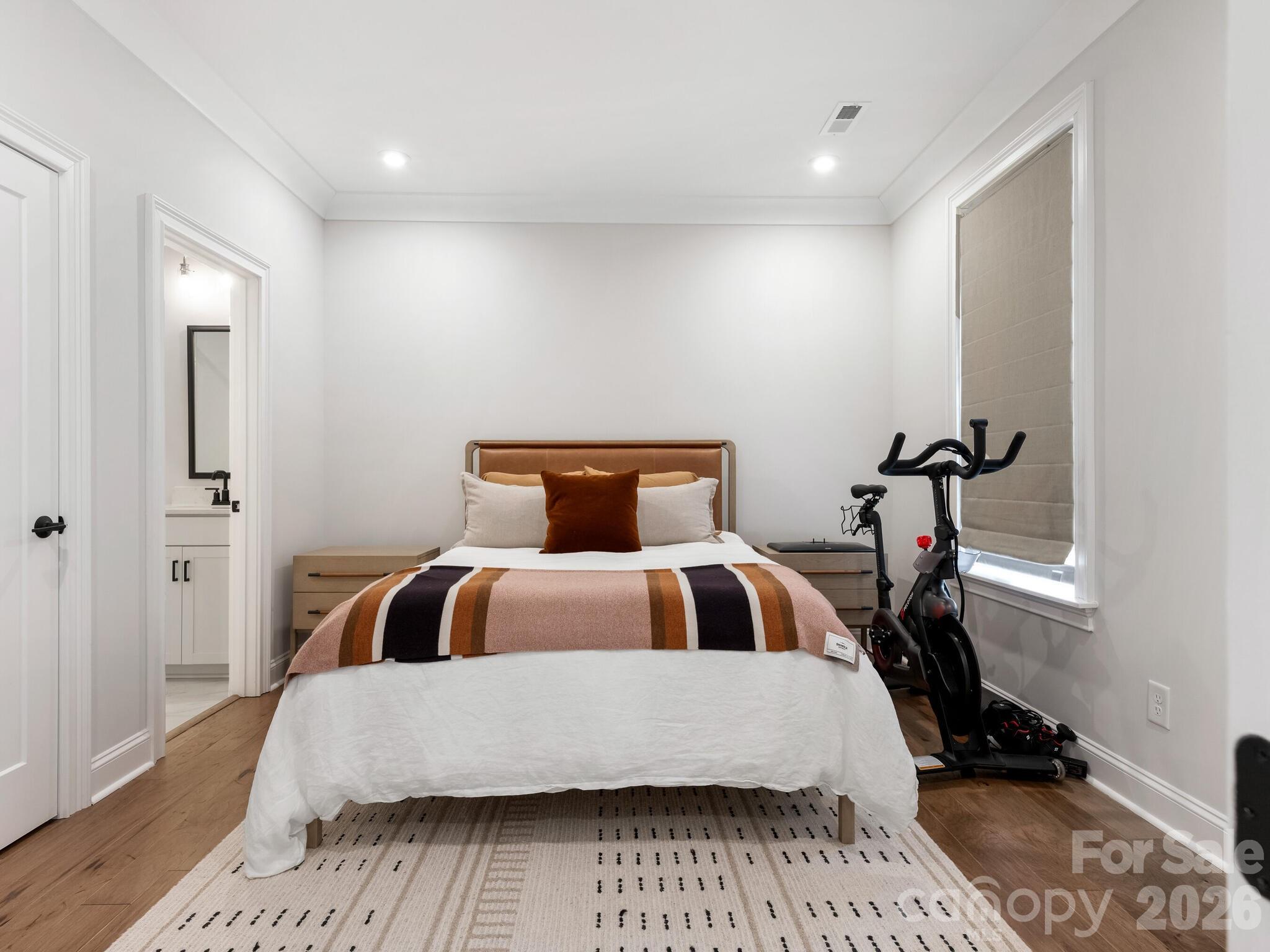 Elizabeth - Residential