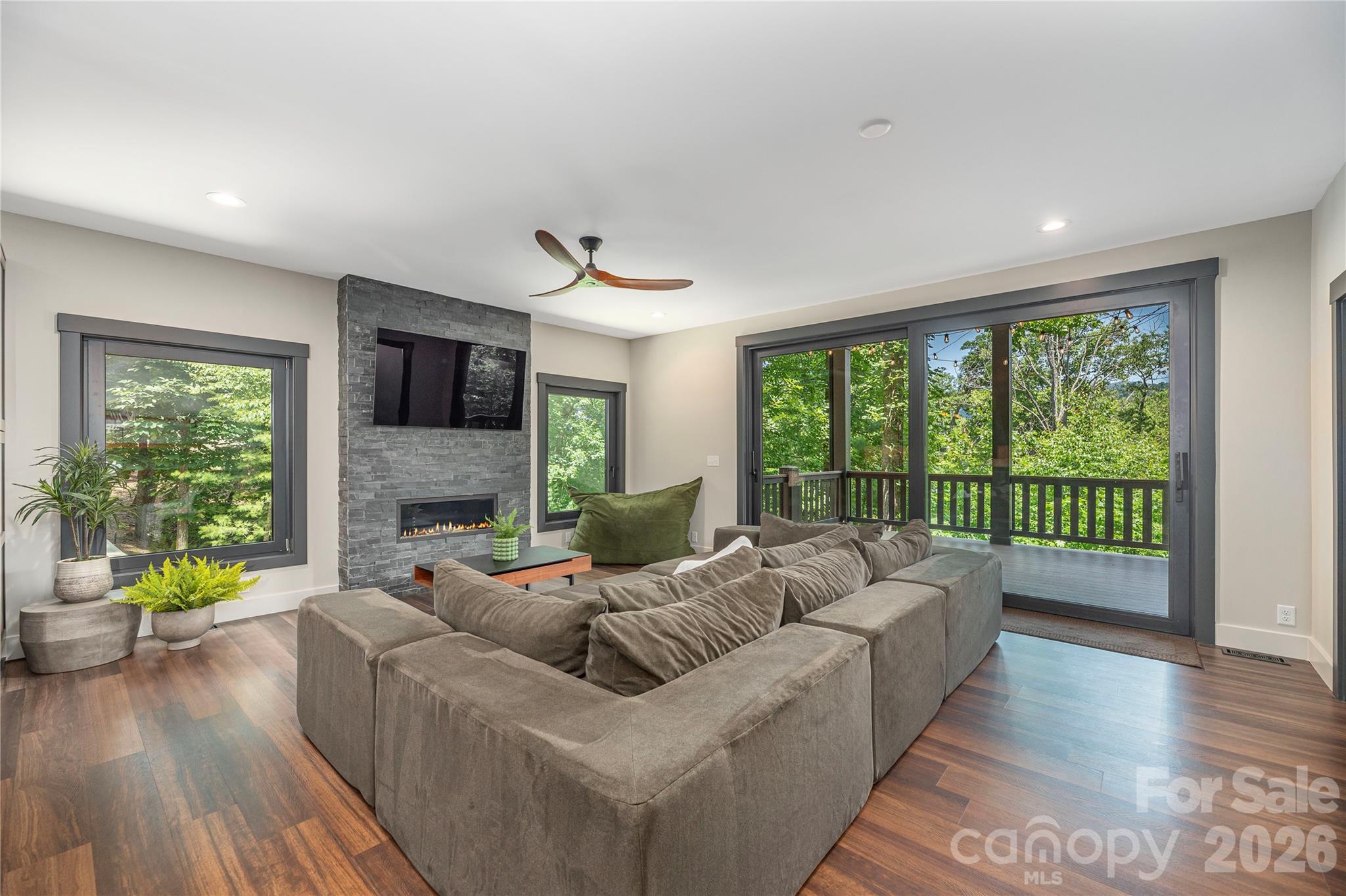 Garren Woods Estates - Residential
