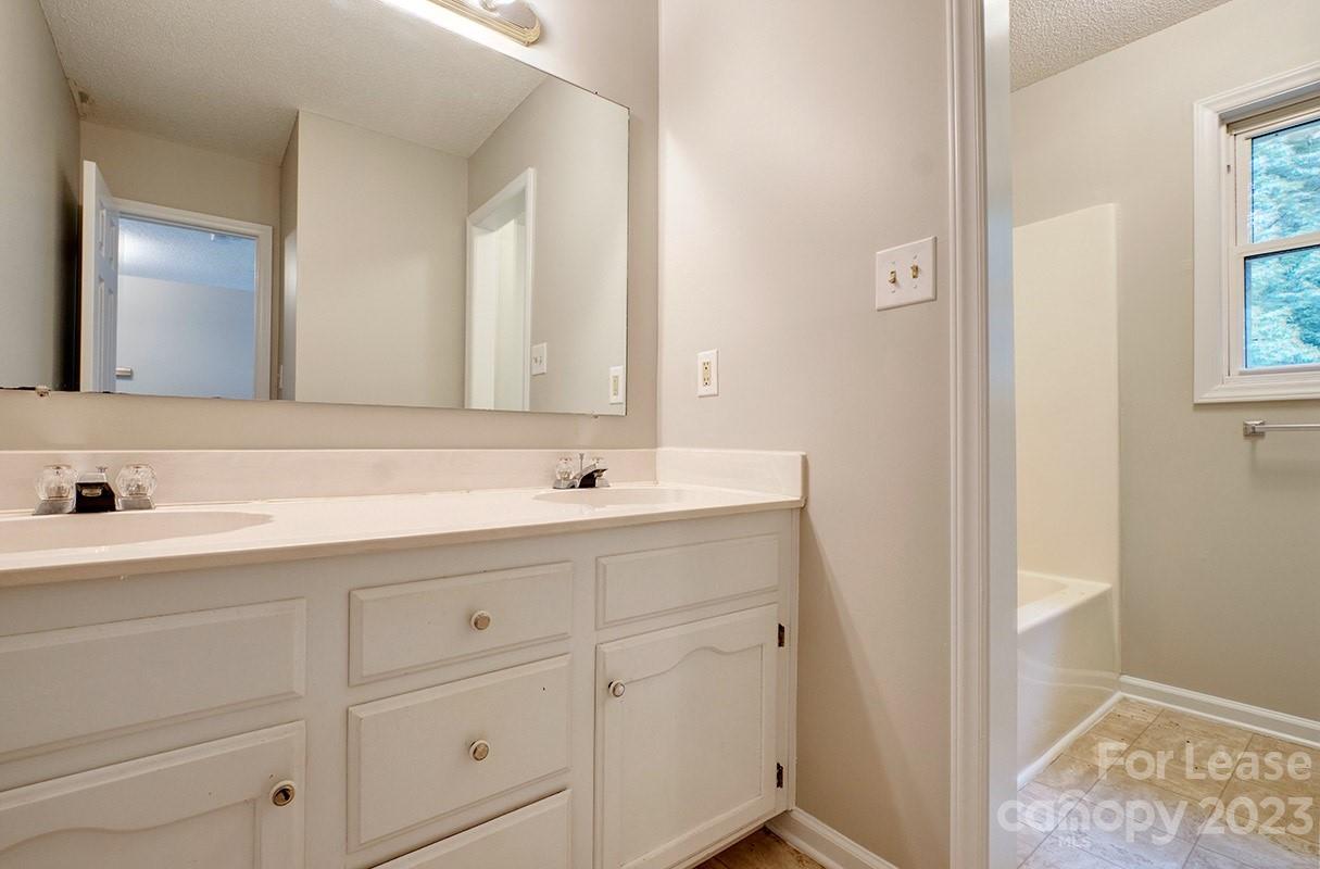 The Timbers - Residential Lease