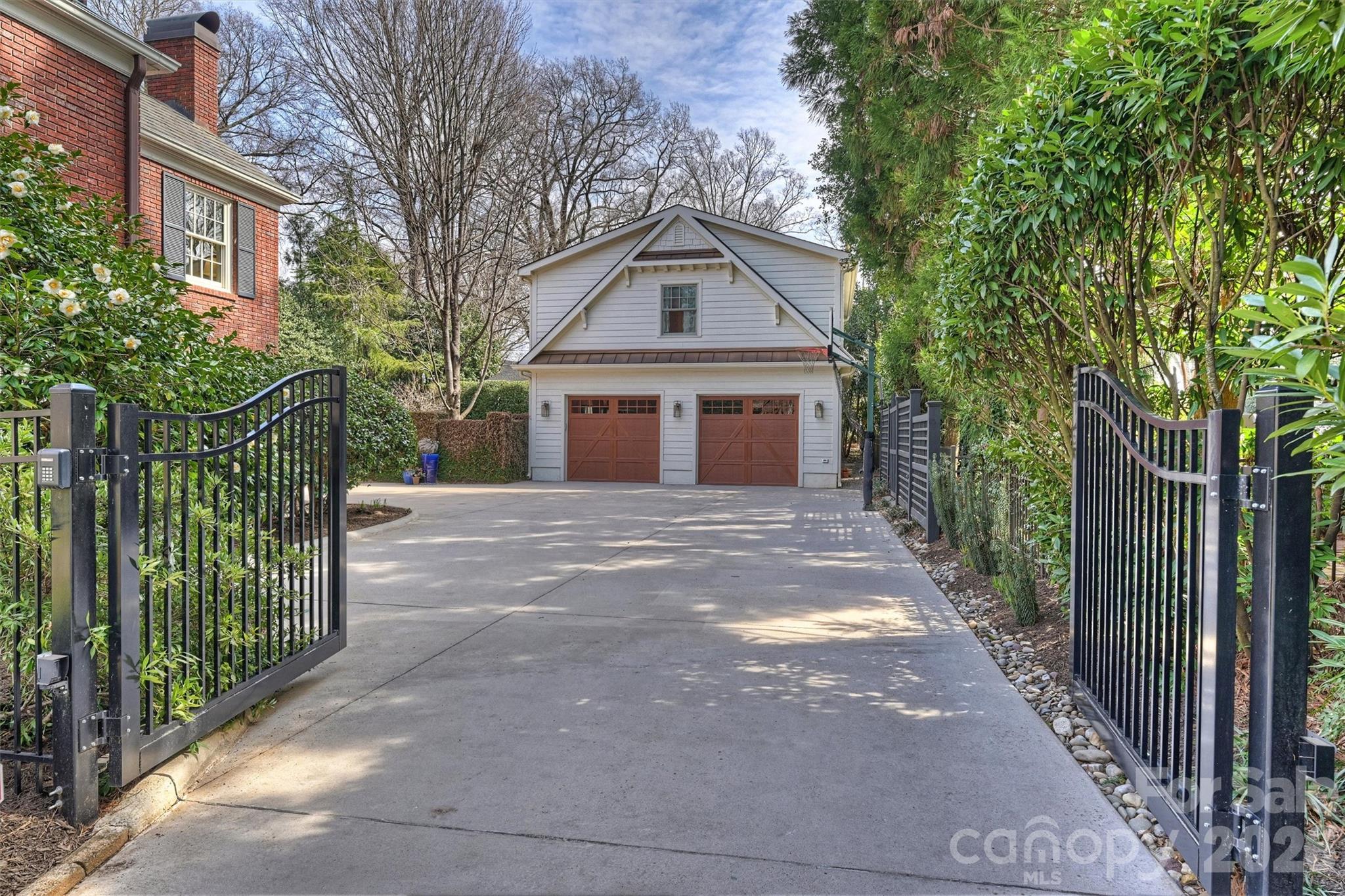 Myers Park - Residential