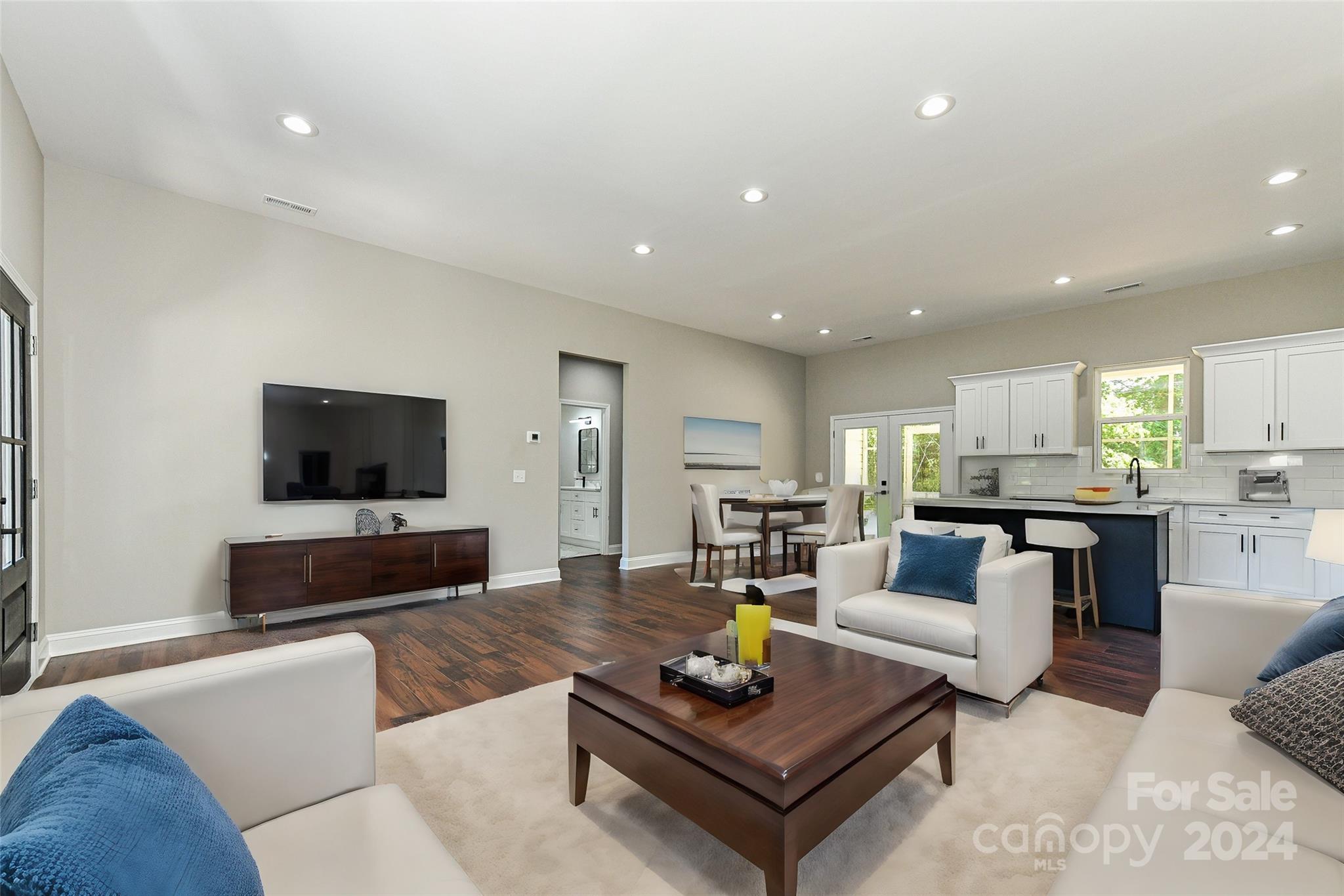 Poplar Forest - Residential