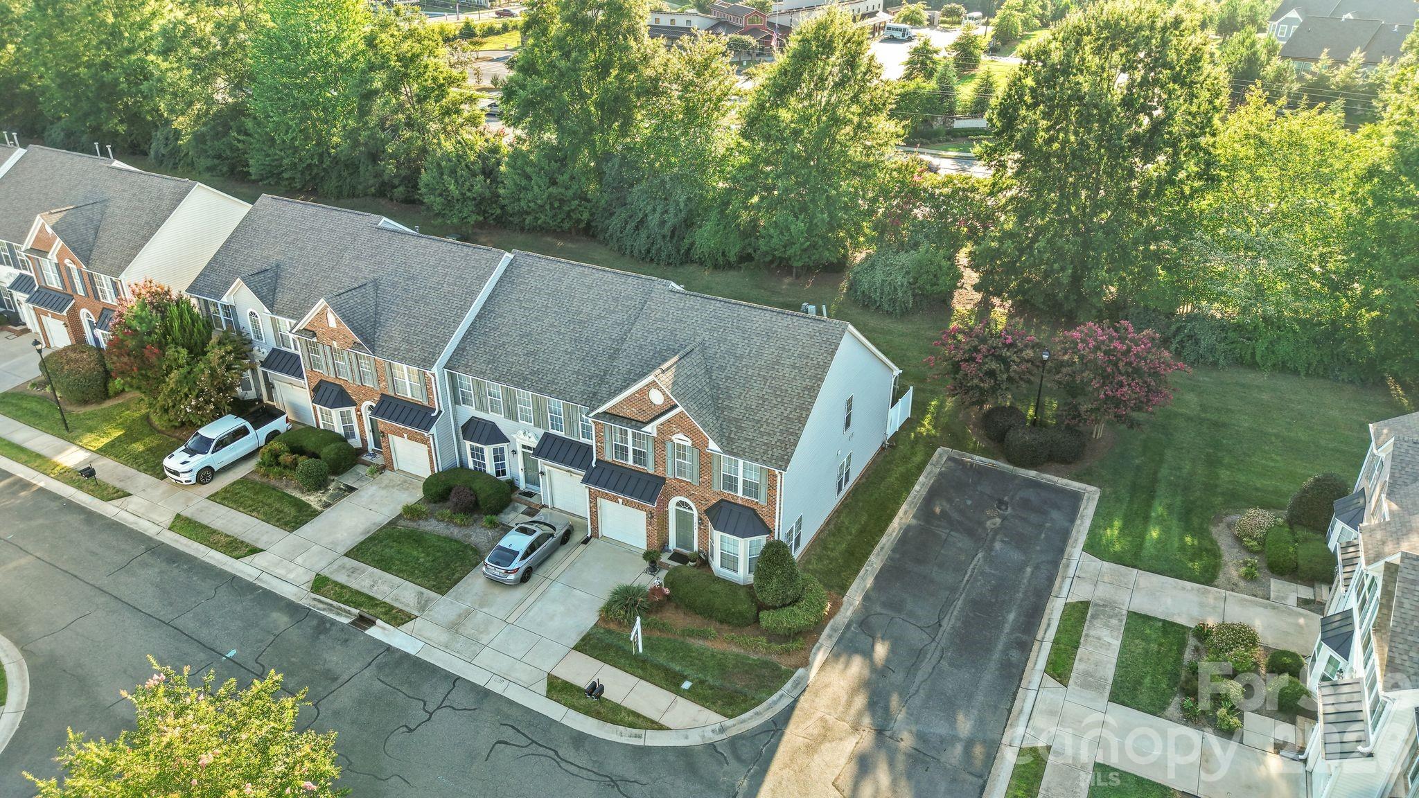 Autumn Cove at Lake Wylie - Residential