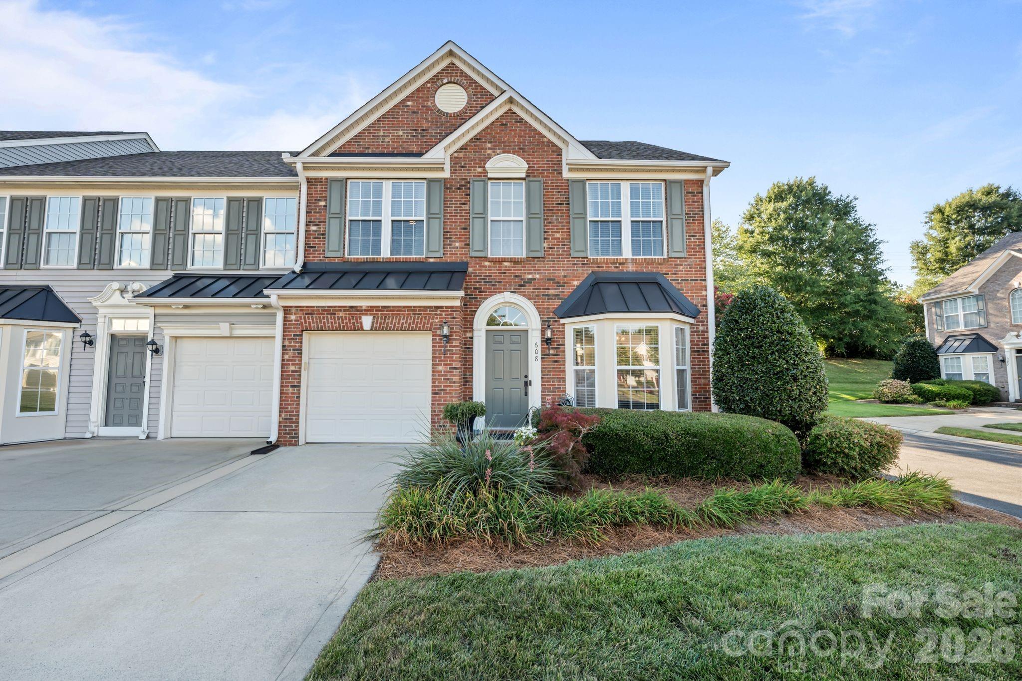 Autumn Cove at Lake Wylie - Residential