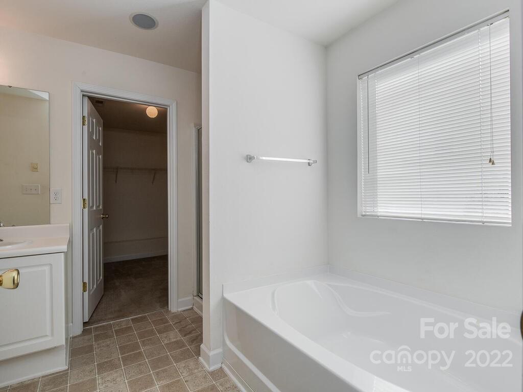 CORNERSTONE - Residential