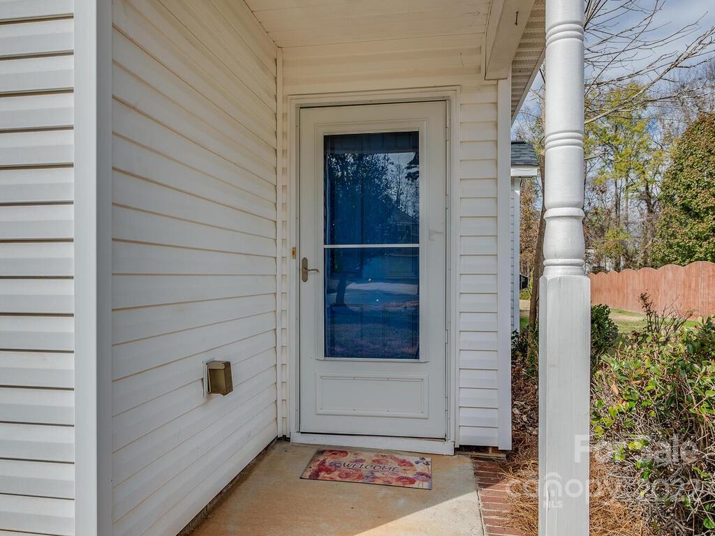CORNERSTONE - Residential