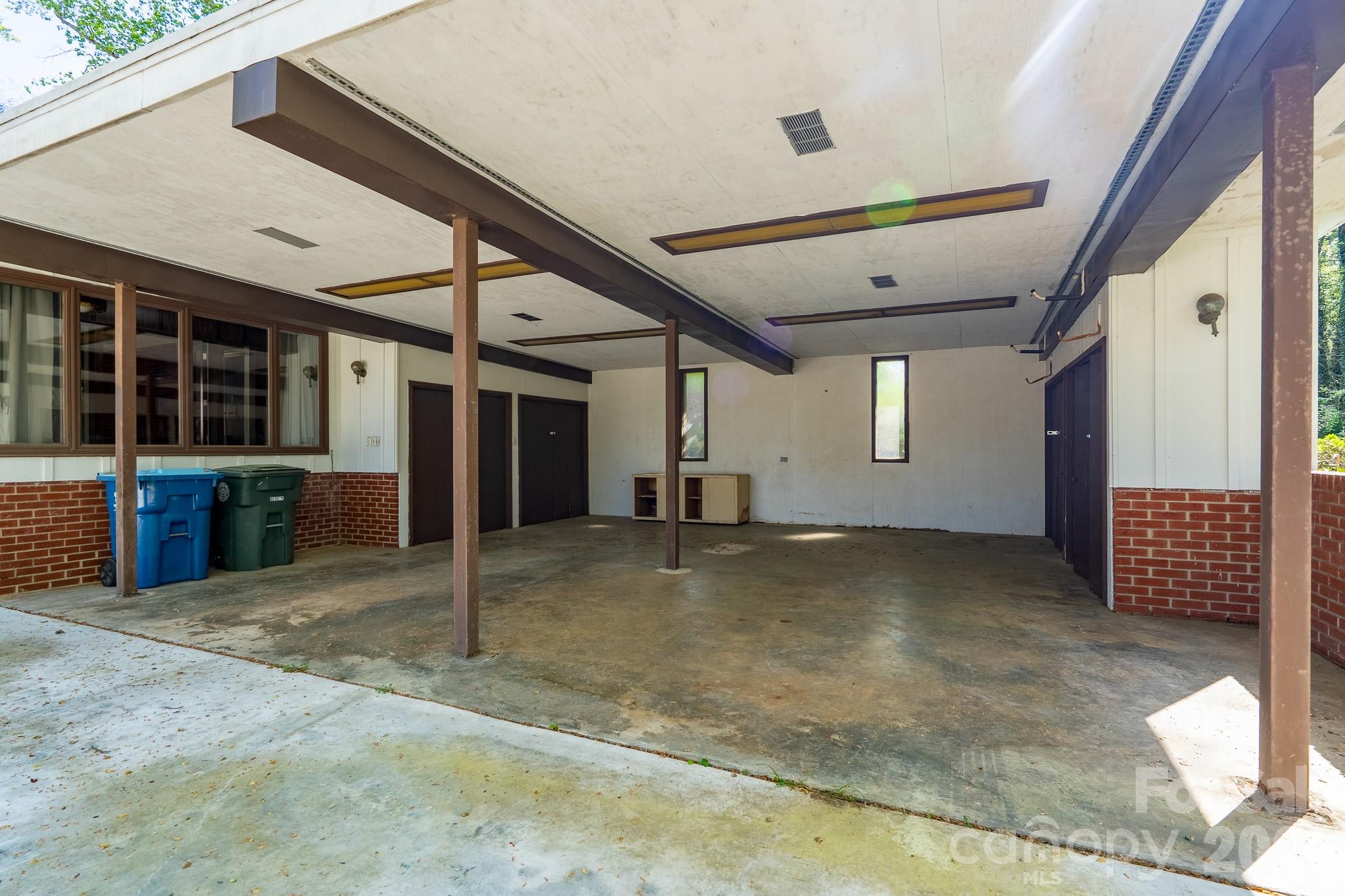 Meadow Brook - Residential