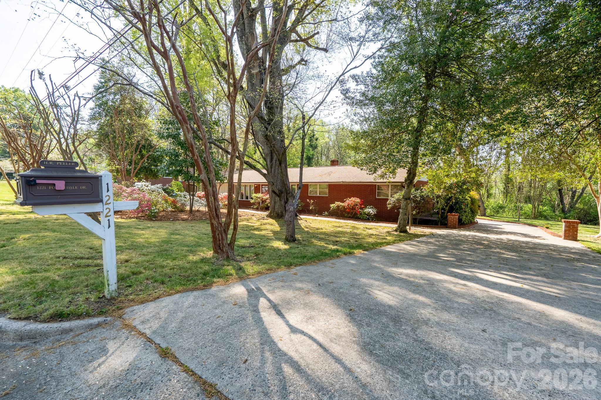 Meadow Brook - Residential