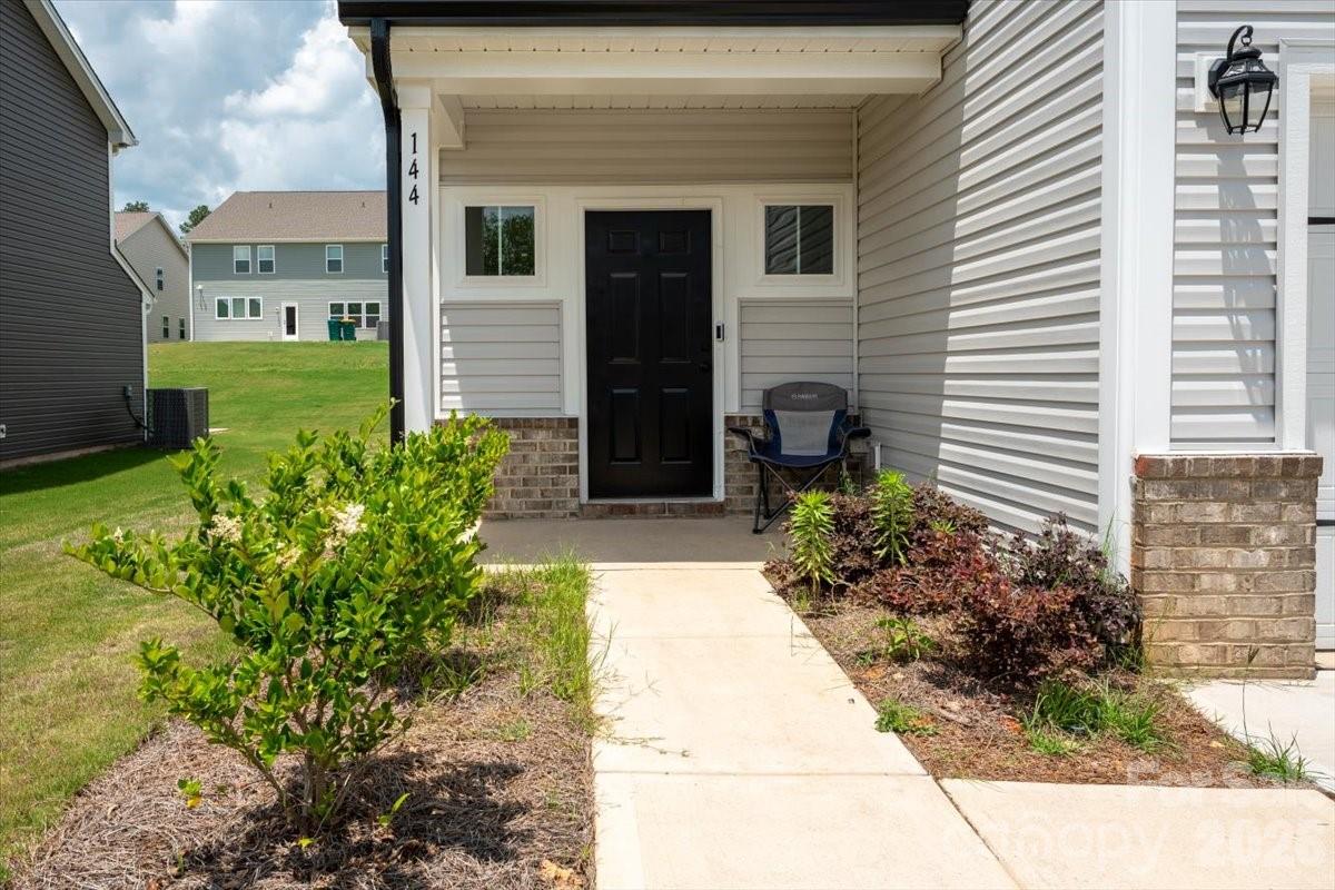 Streamside at Red Cross - Residential