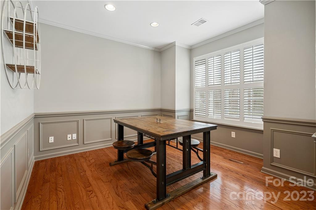 Ridge Pointe - Residential