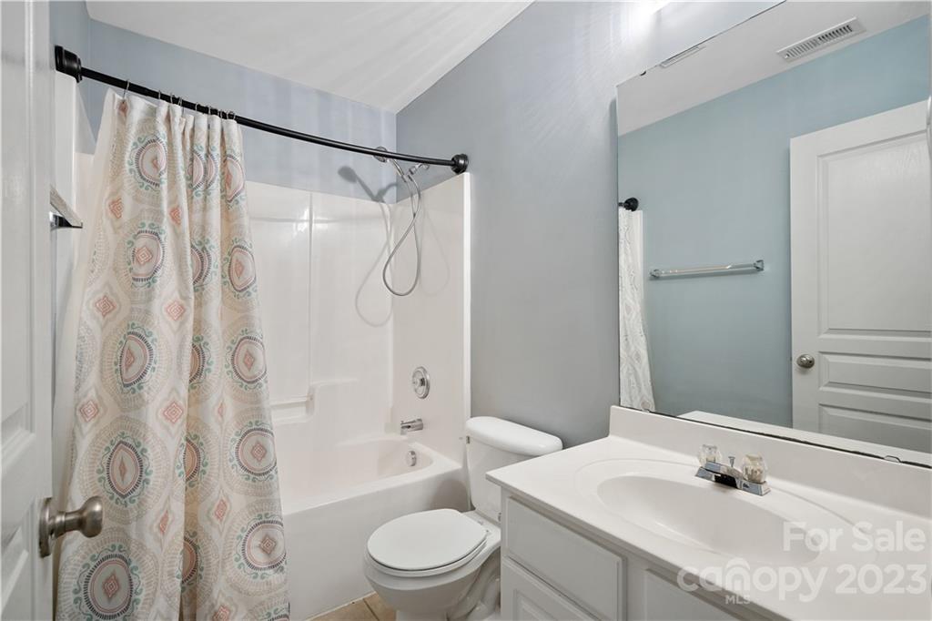 Ridge Pointe - Residential