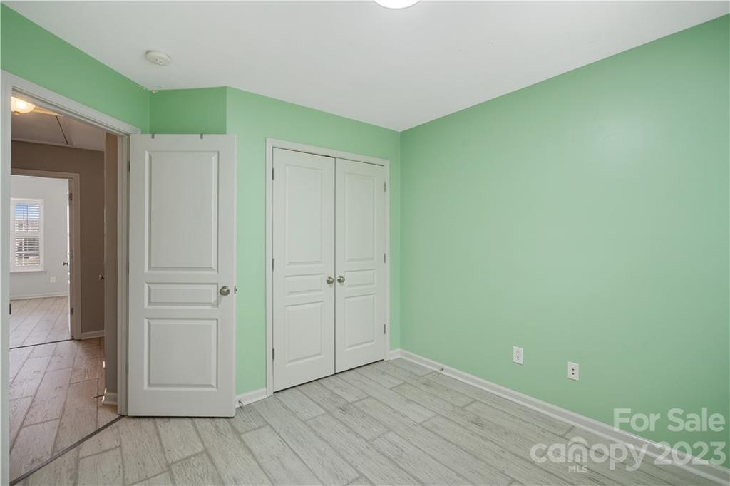 Ridge Pointe - Residential