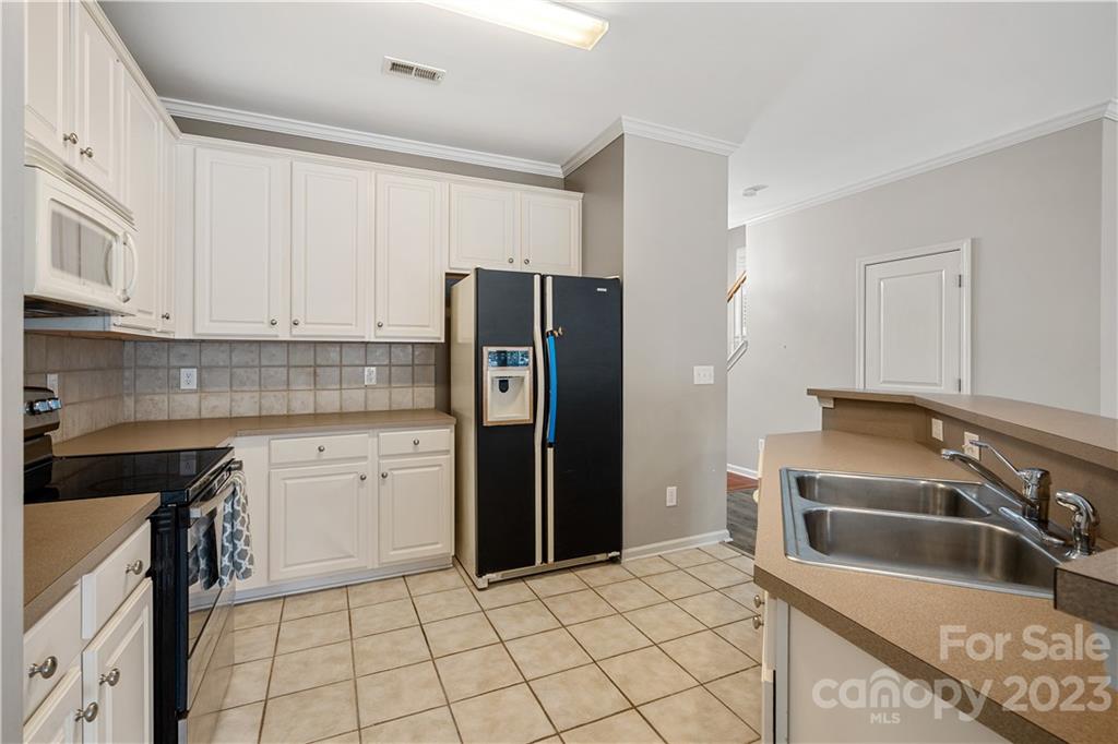 Ridge Pointe - Residential
