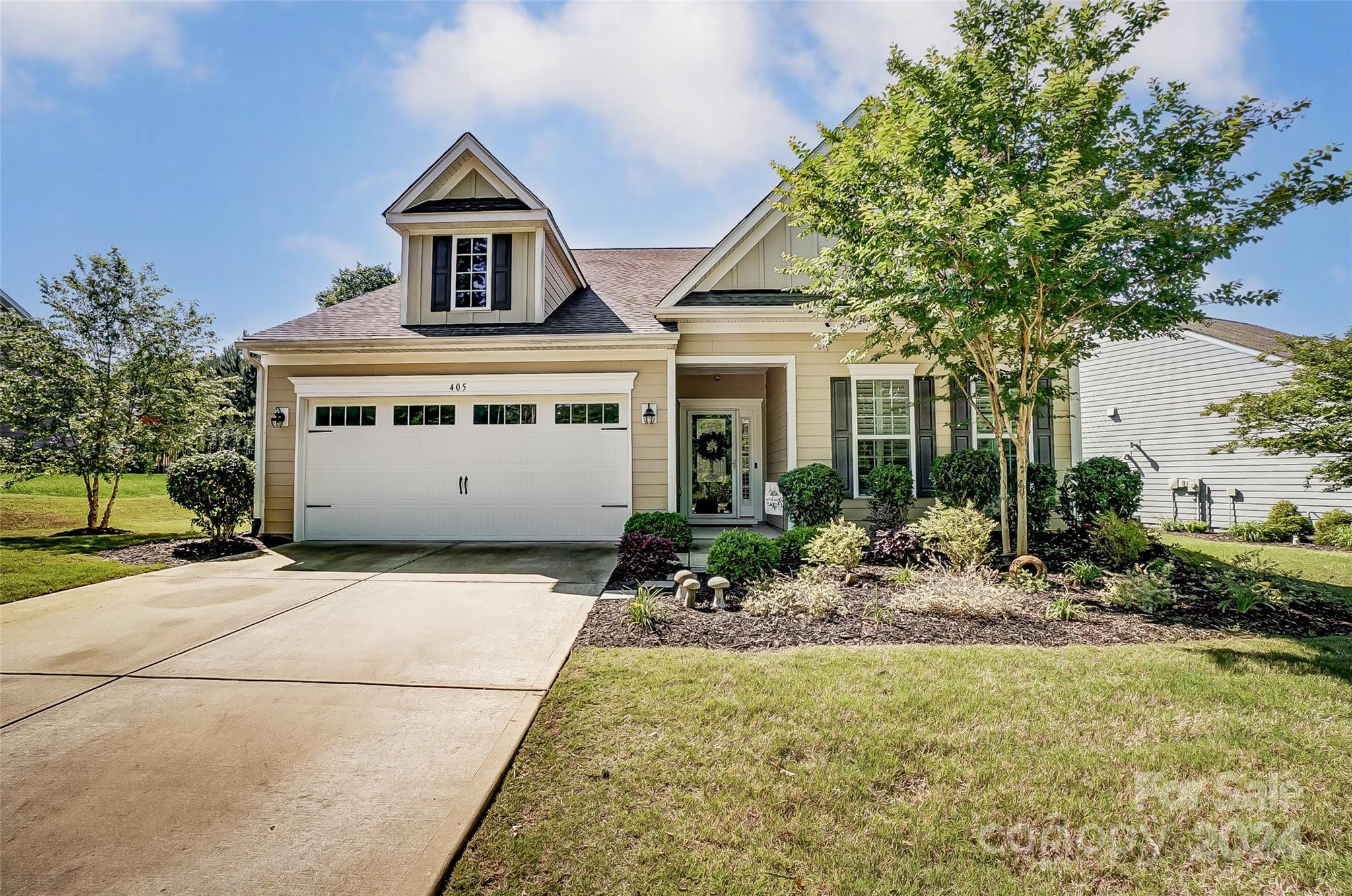 Gorgeous ranch home in desirable Paddlers Cove community. Immaculate interior, open floor plan with huge kitchen & great room, perfect for entertaining. Plenty of counterspace, and granite throughout. Home has many upgrades including wood plantation shutters, custom pantry, new light fixtures, beautifully updated powder room and laundry room. Primary closet has plenty of space with awesome custom shelving and built-ins. Spacious fenced private rear yard with lovely jetted Gunite pool and serene waterfall. Relax on the screened patio or entertain around the outdoor kitchen. Pool has new pump and is professionally maintained on a regular basis. Community has great amenities, including 2 pools. Fantastic location, close to Clover schools, Lake Wylie, shopping and restaurants! Must see!