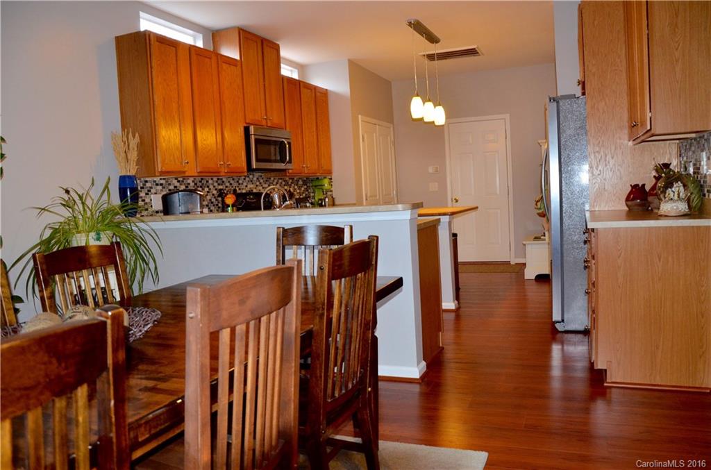 Ridge Pointe - Residential
