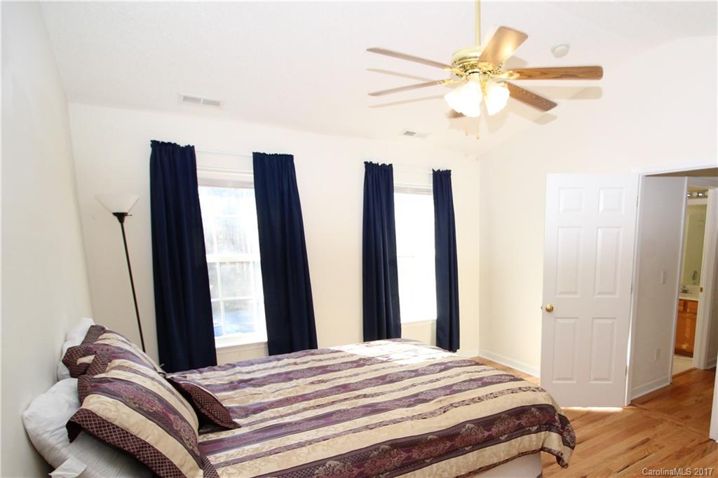 Knollwood - Residential