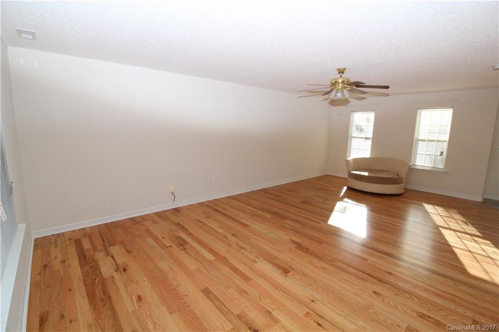 Knollwood - Residential