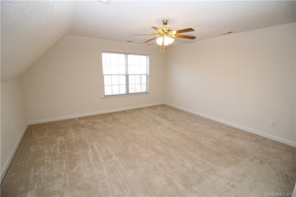 Knollwood - Residential
