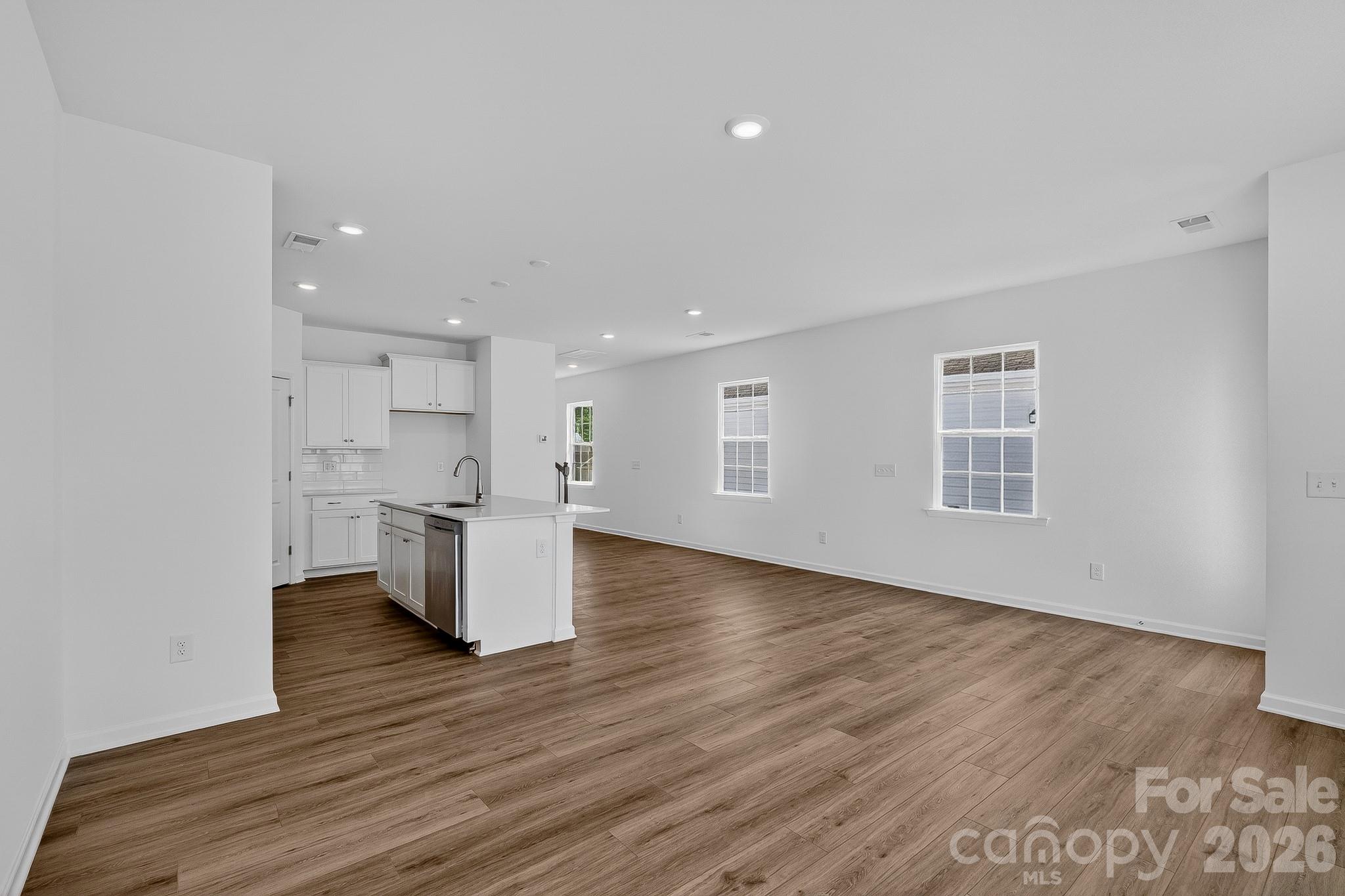 The Vines - Residential