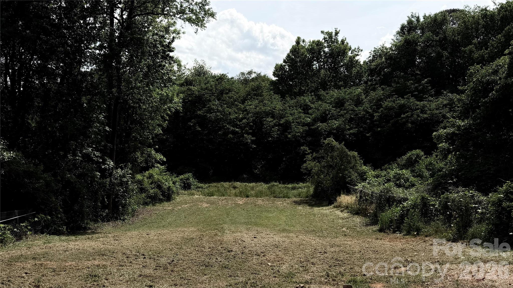 Graham Heights - Land