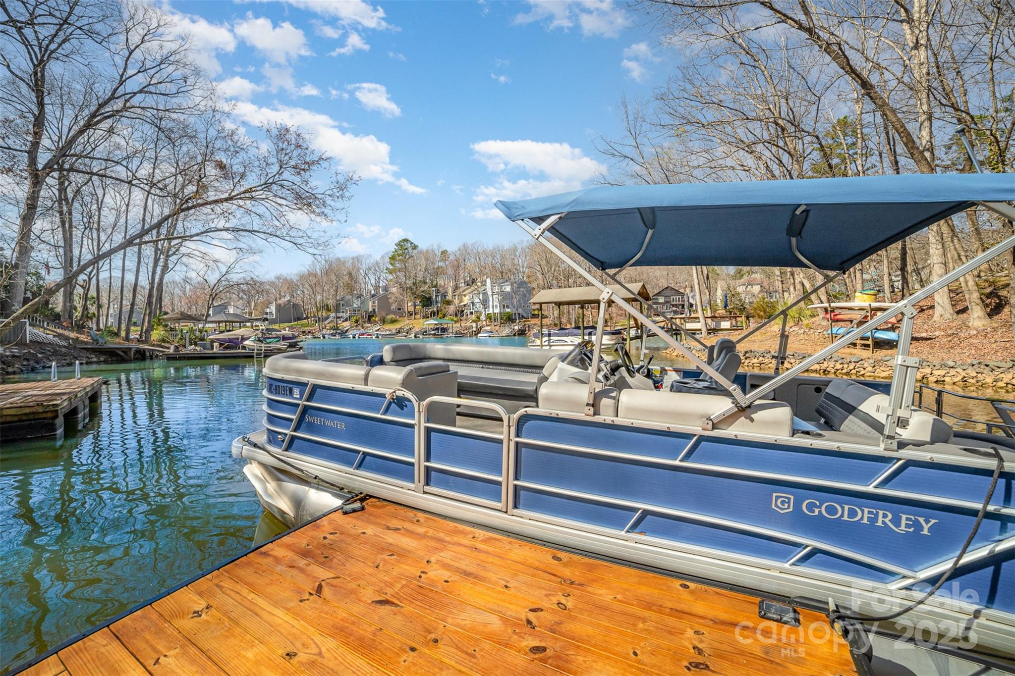 Tega Cay - Residential
