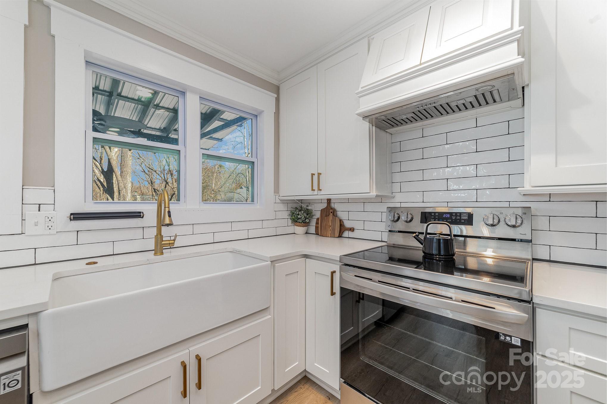 Tega Cay - Residential