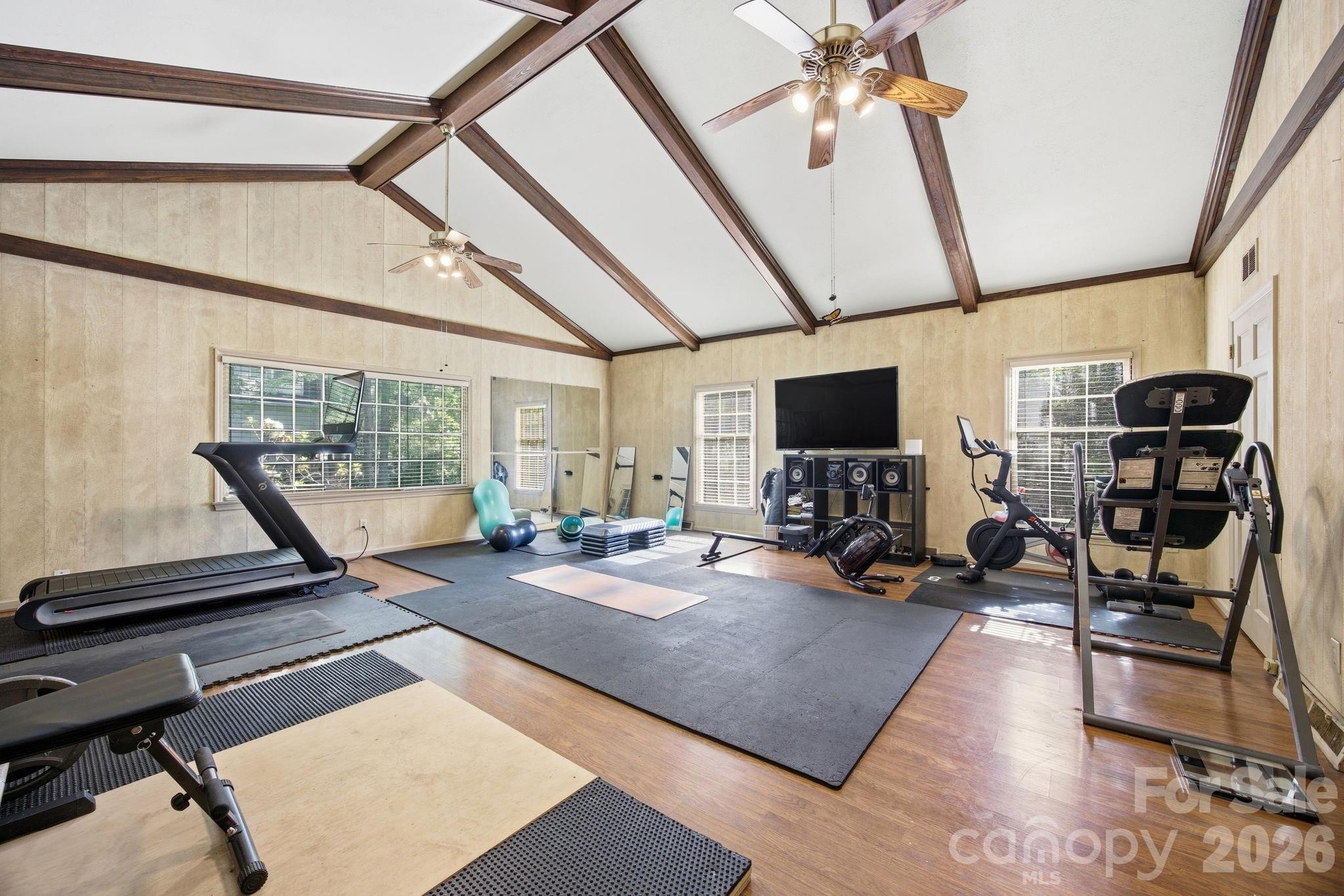 Country Club - Residential