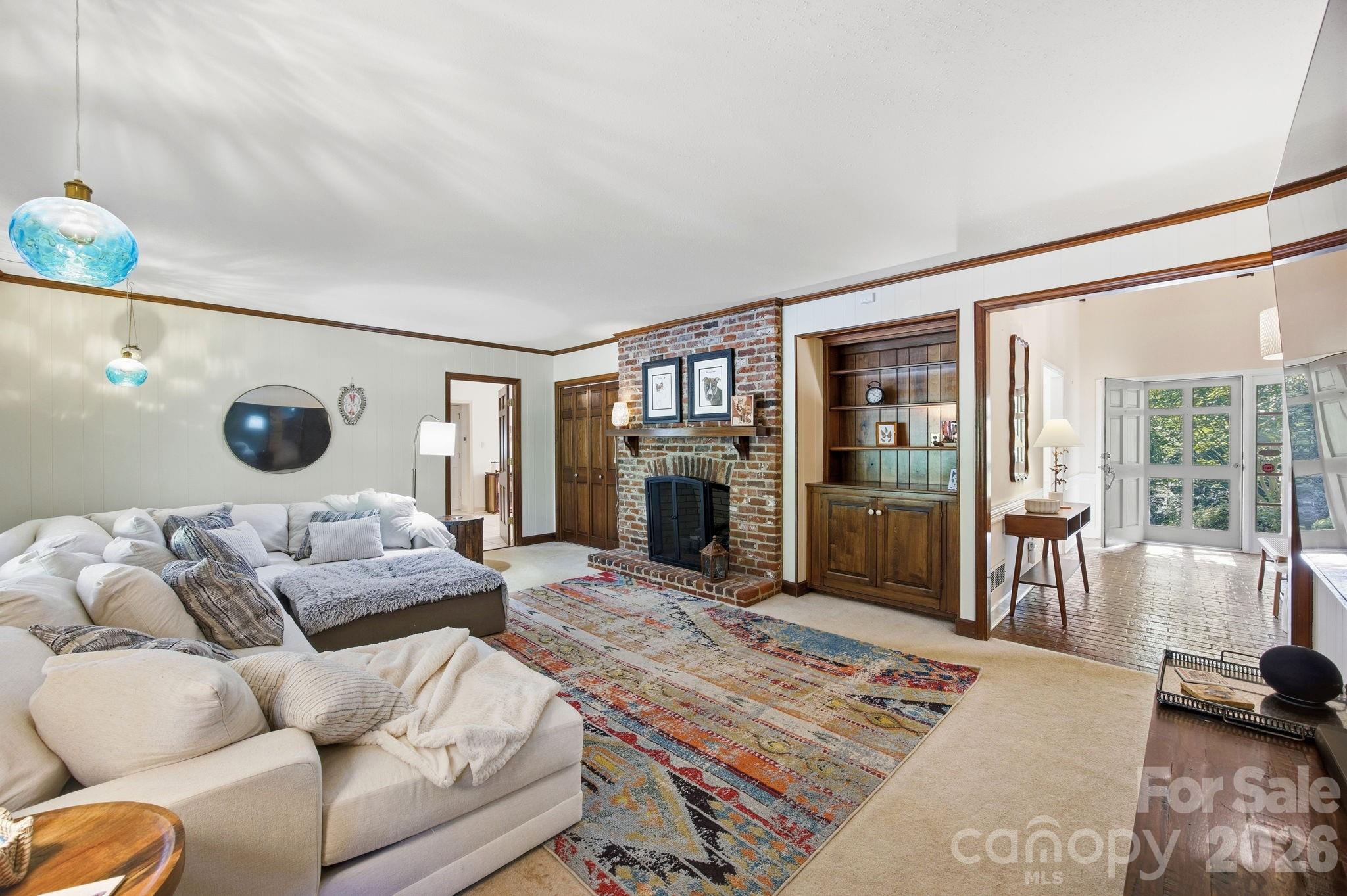 Country Club - Residential