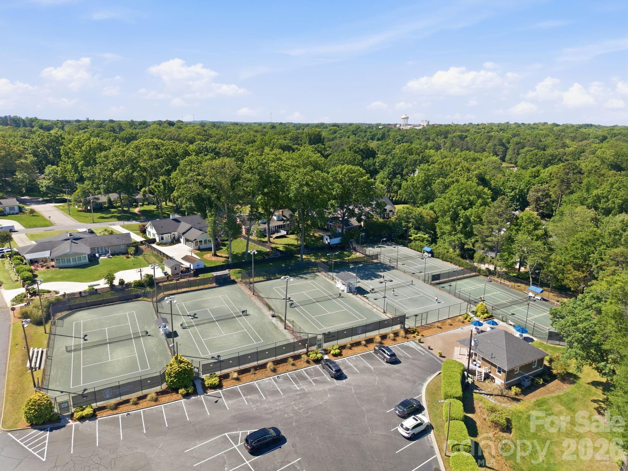 Country Club - Residential