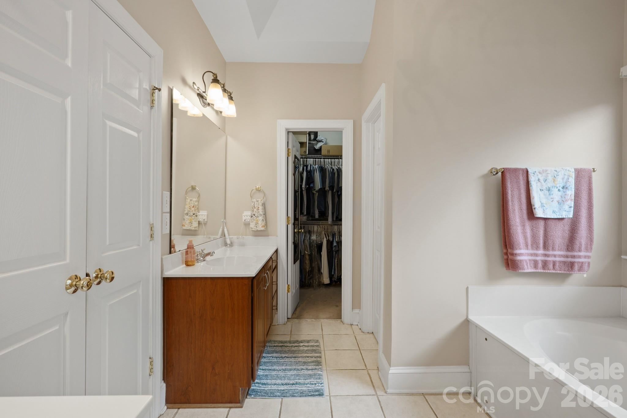 Kings Crossing - Residential