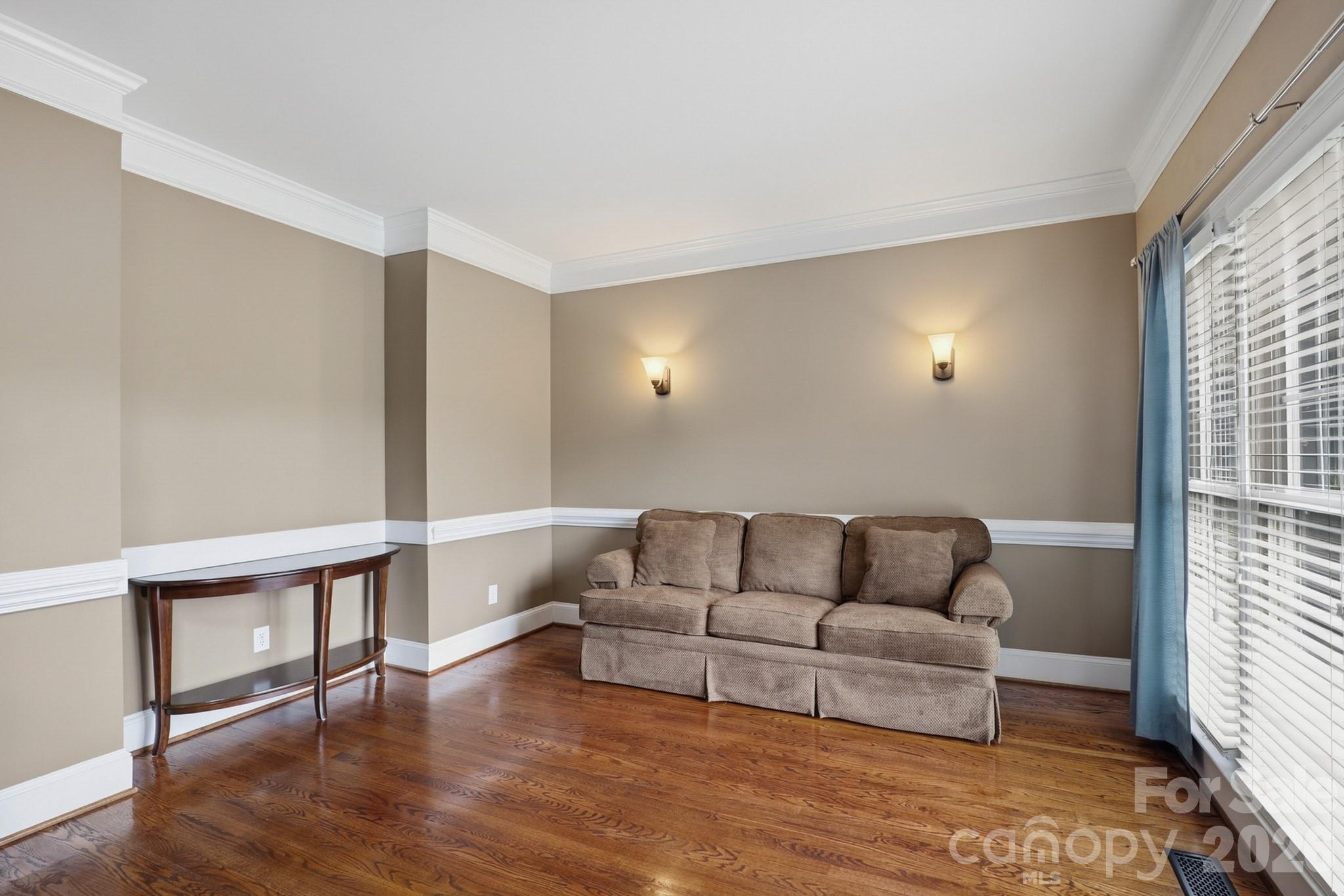 Kings Crossing - Residential