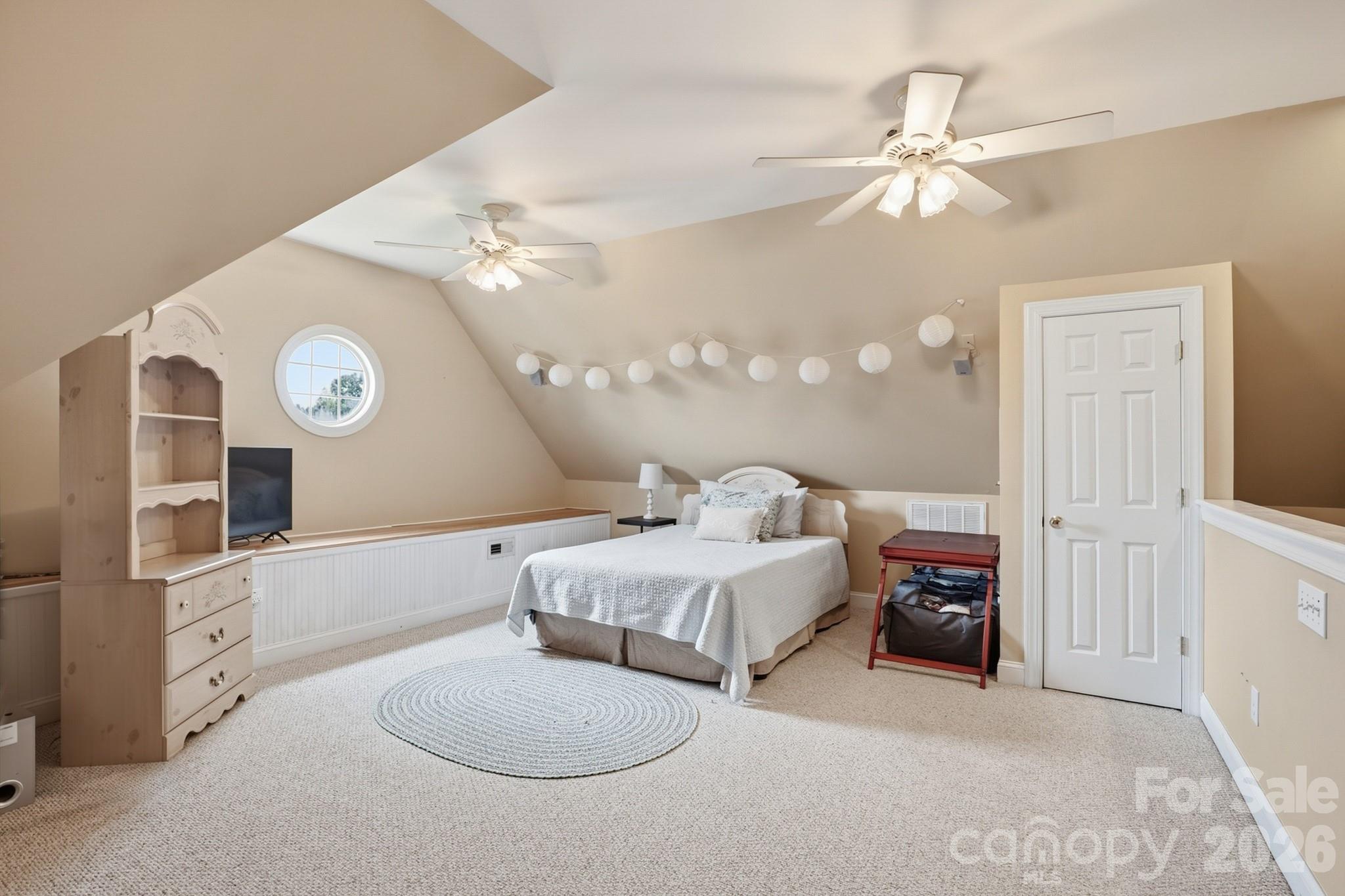 Kings Crossing - Residential