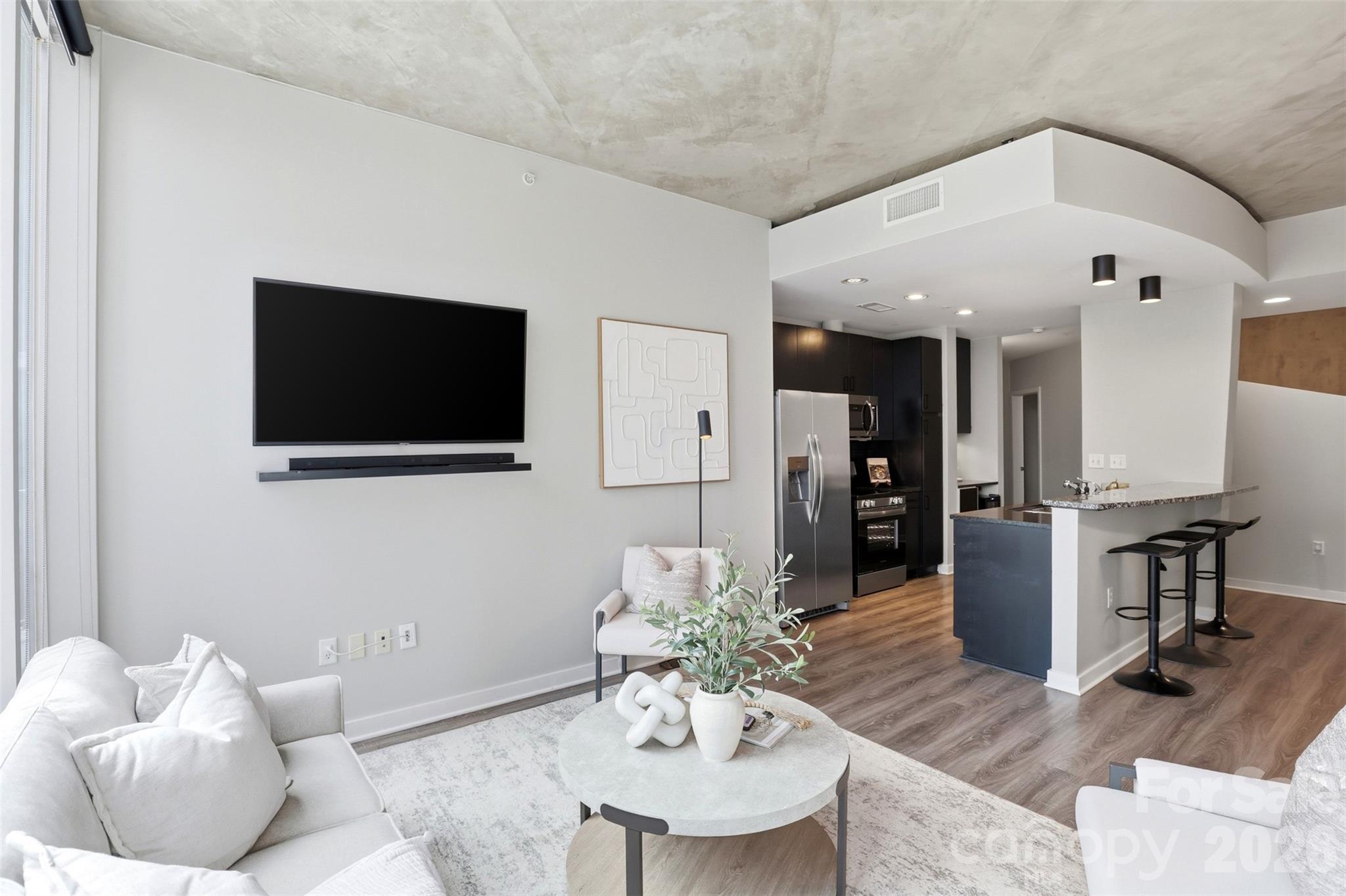 Avenue Condominiums - Residential