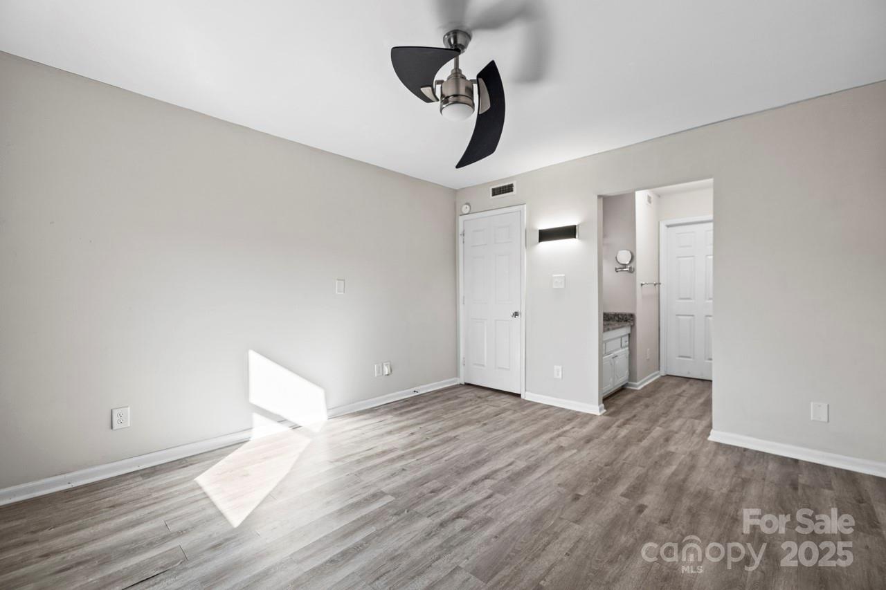 Carriage House - Residential