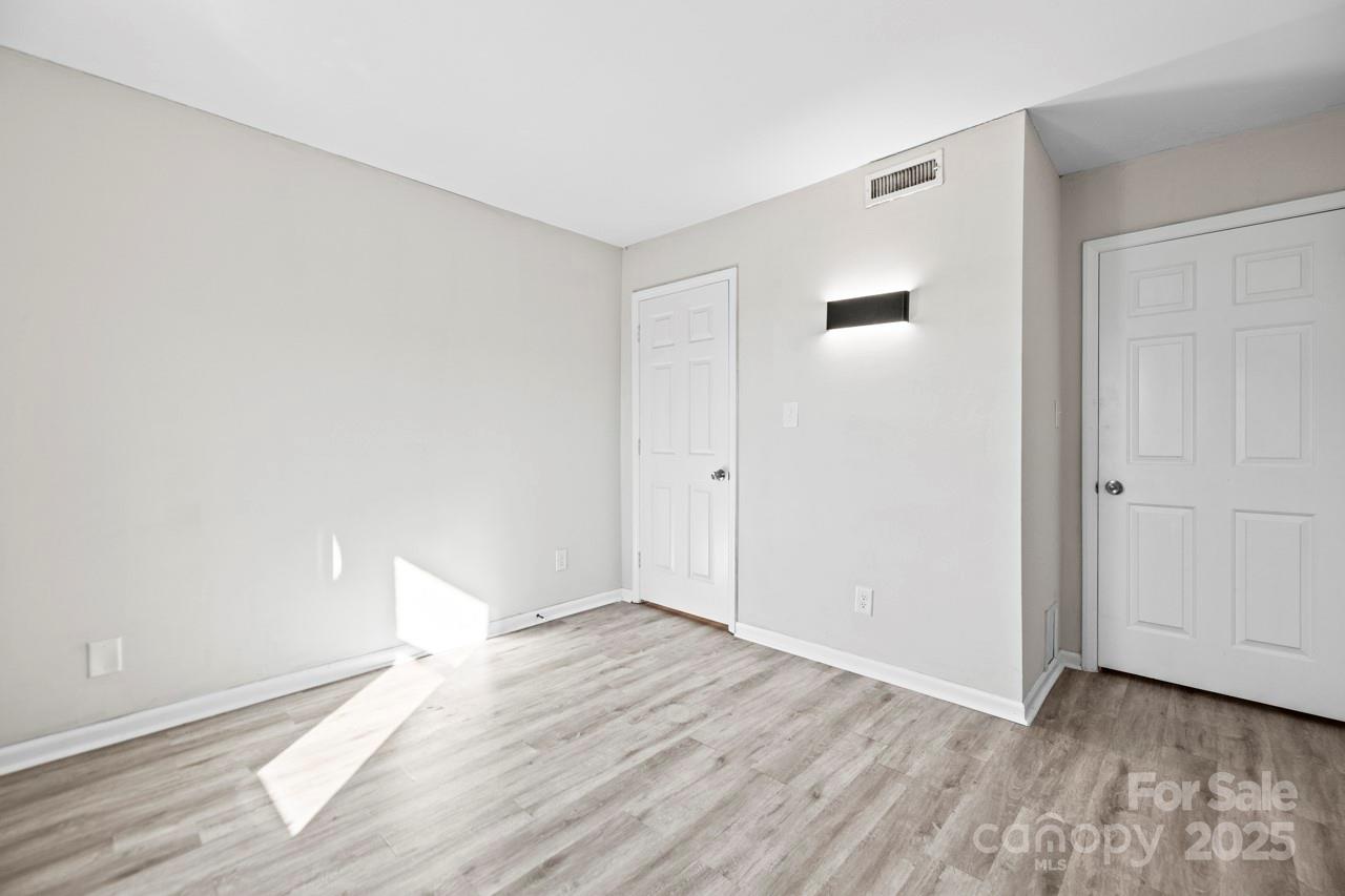 Carriage House - Residential