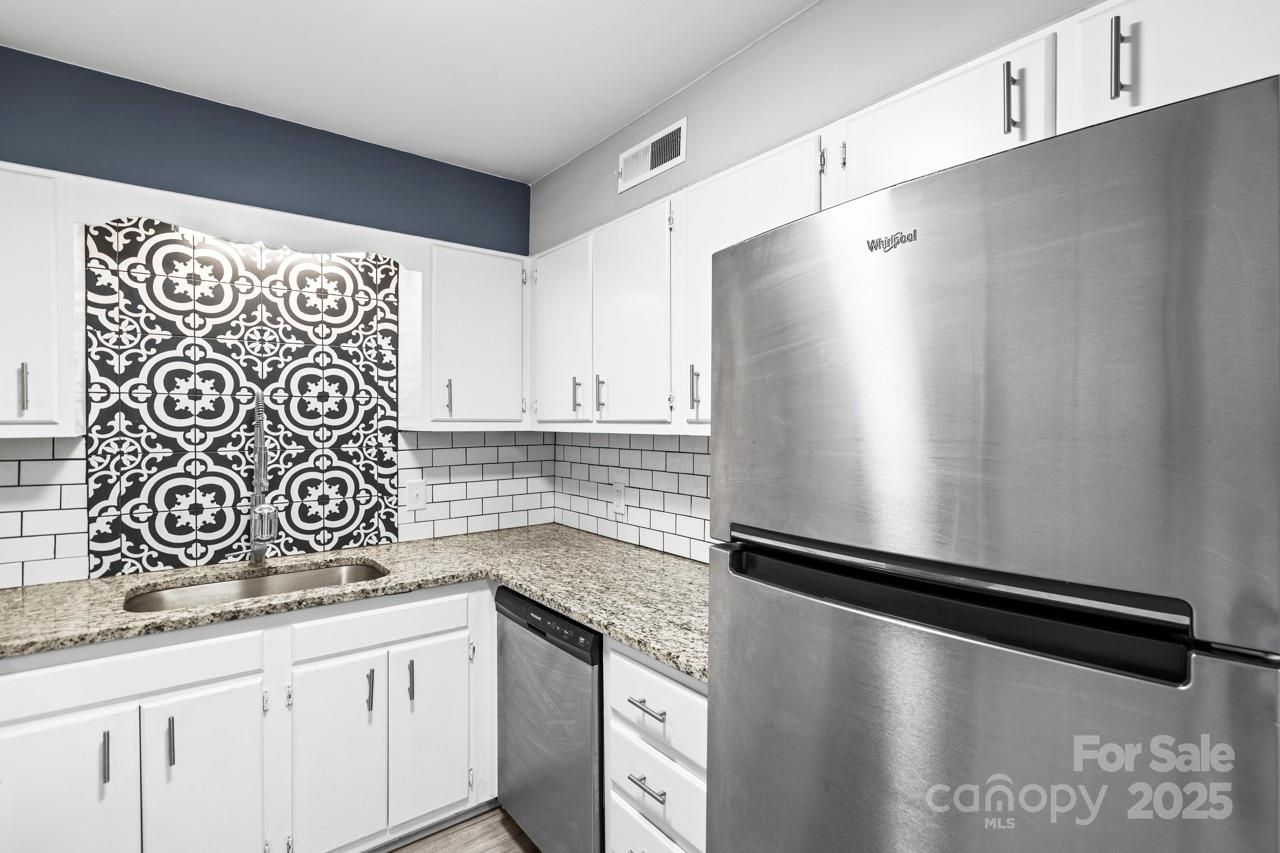 Carriage House - Residential