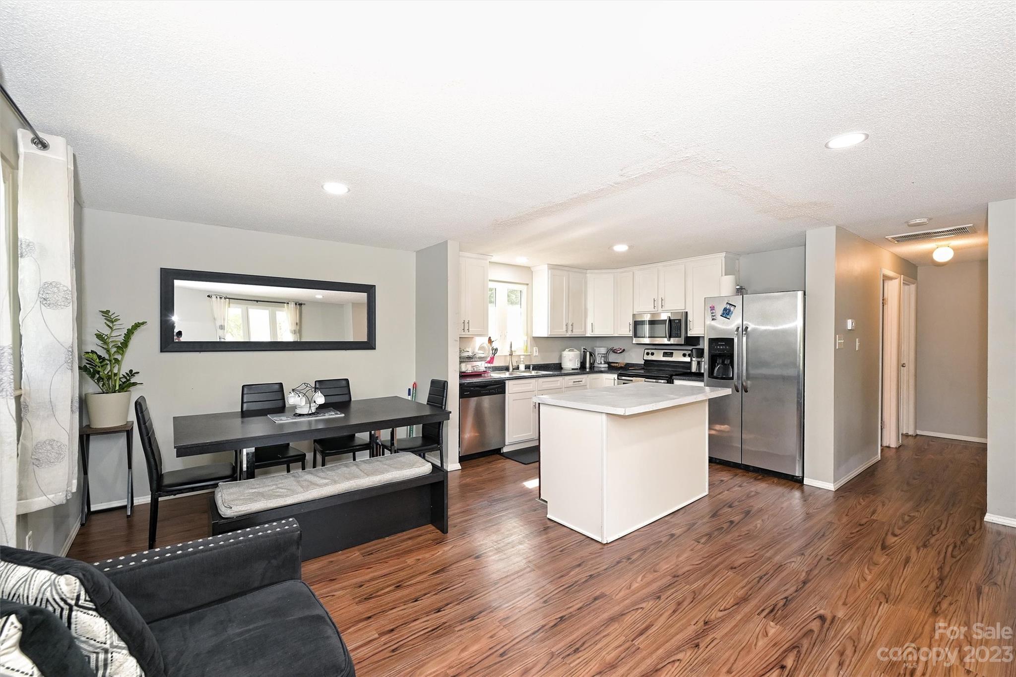 Idlewild South - Residential
