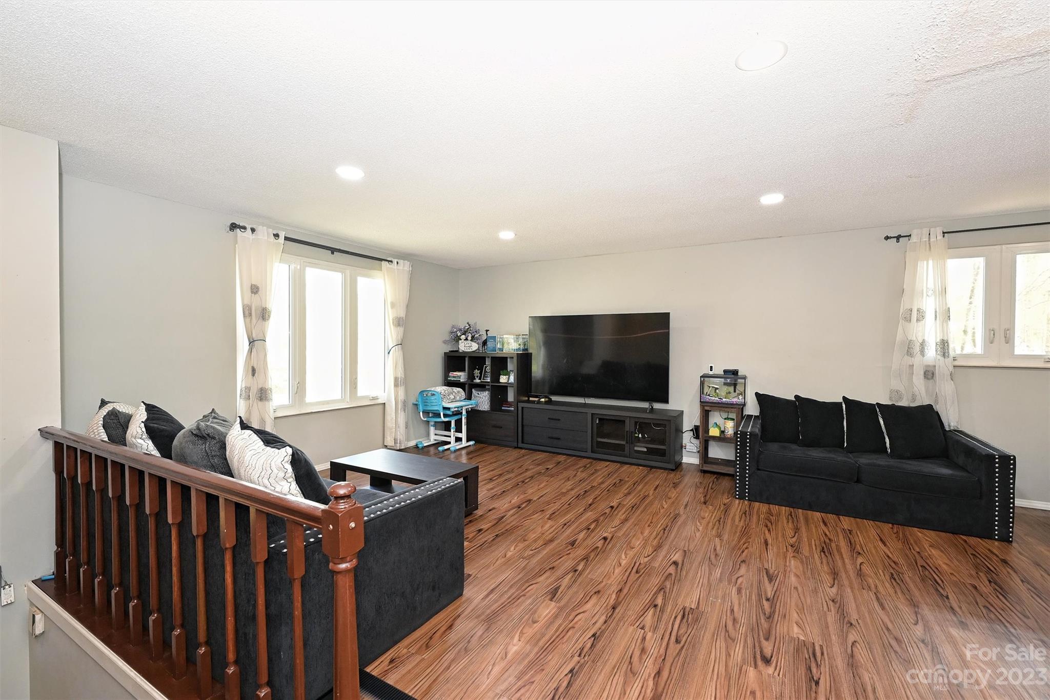 Idlewild South - Residential