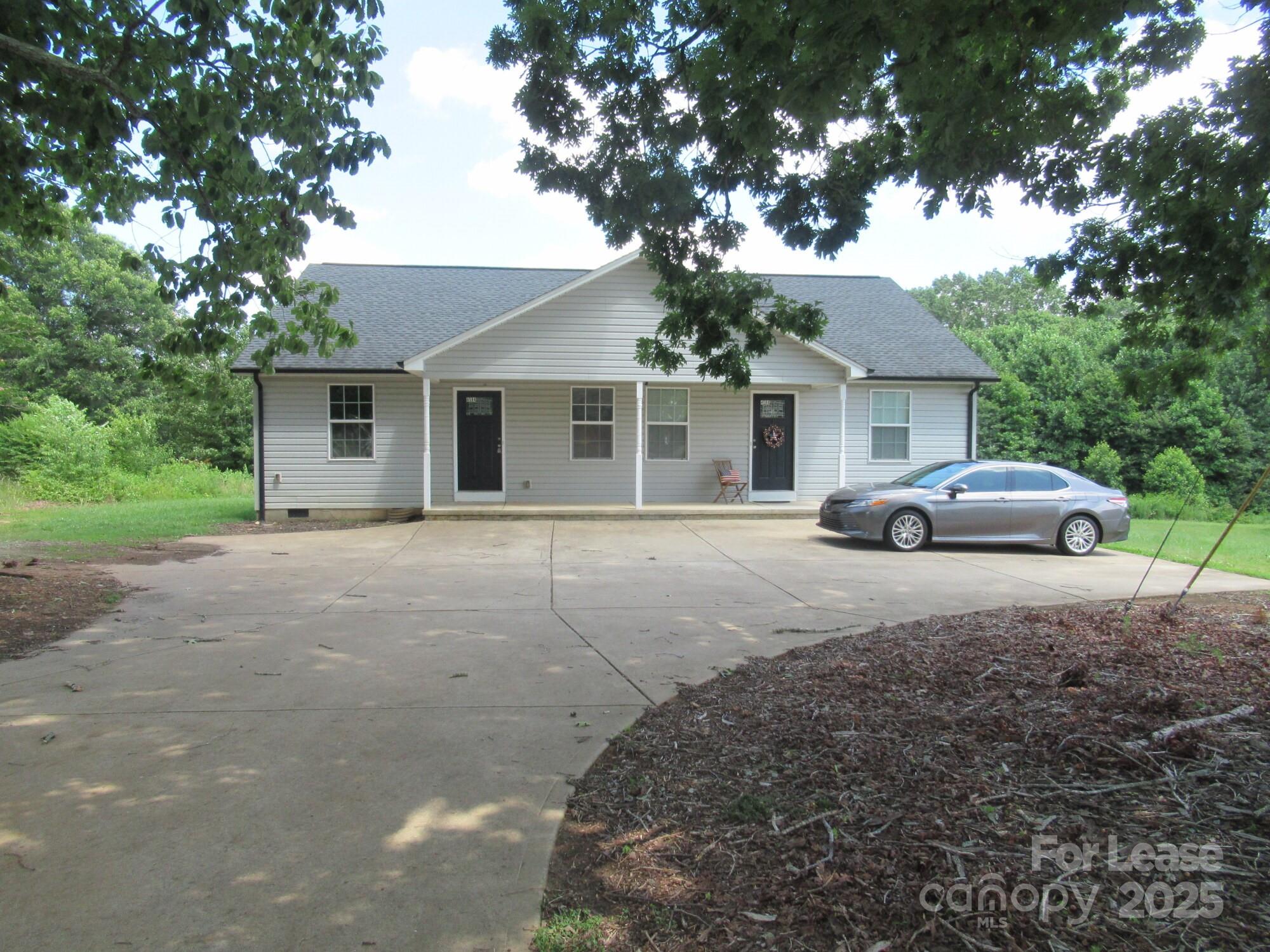 Conveniently located duplex in the Lincolnton/Maiden area! This well-maintained unit offers over 900 square feet of living space with fresh paint throughout. Features include a spacious den, a functional kitchen with appliances, 2 bedrooms, and 2 full bathrooms. Enjoy outdoor living with a covered front porch and a rear patio. Application required for lease consideration. Small breed pets only.
