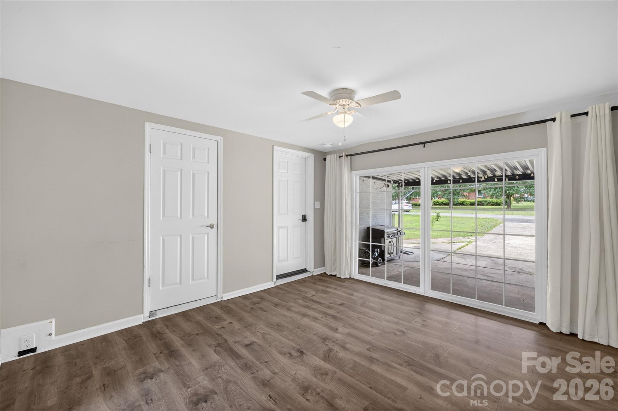 Oakwood Acres - Residential